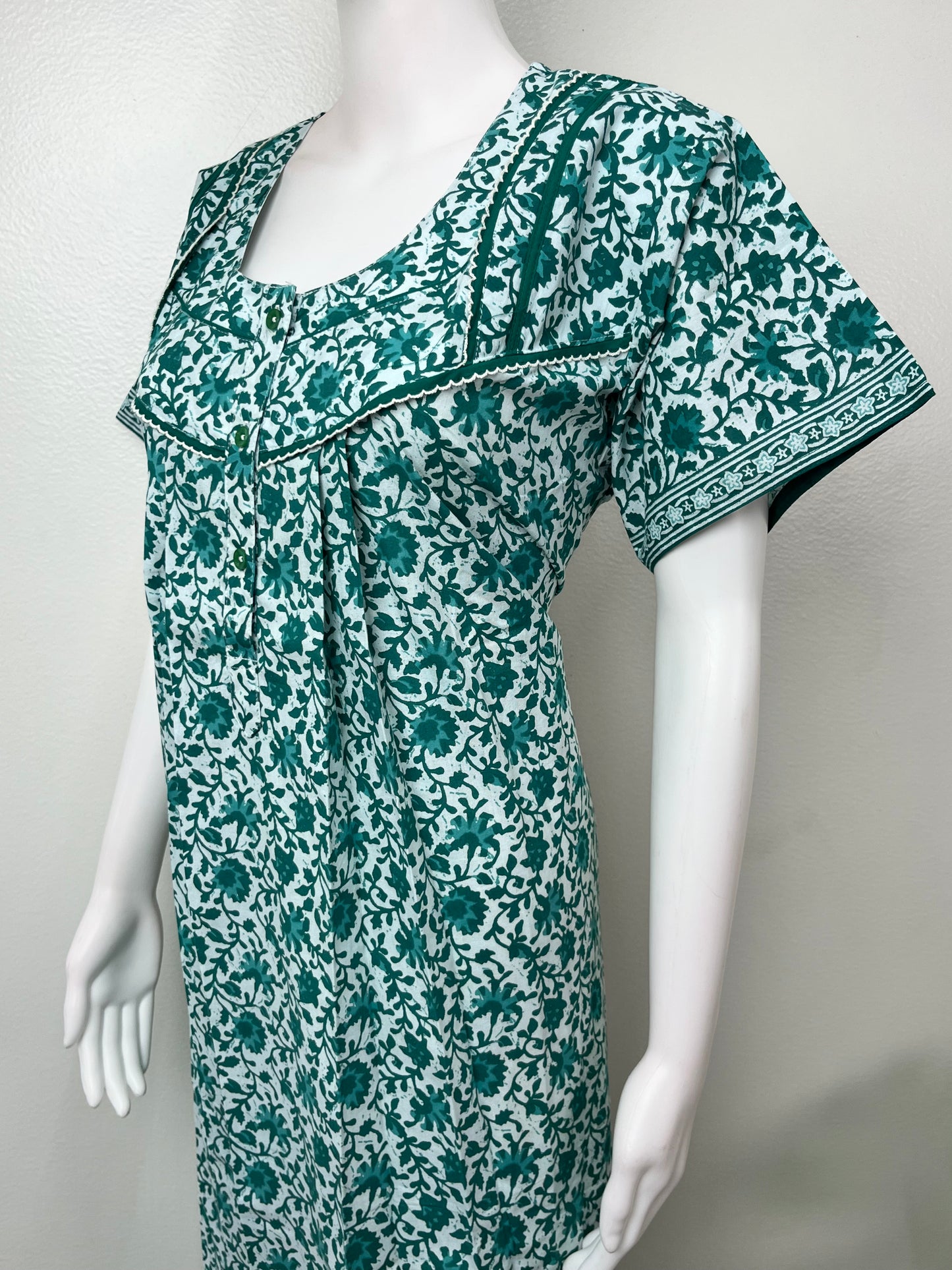 Sea Green Pure Cotton Nighty Elegant & Comfortable