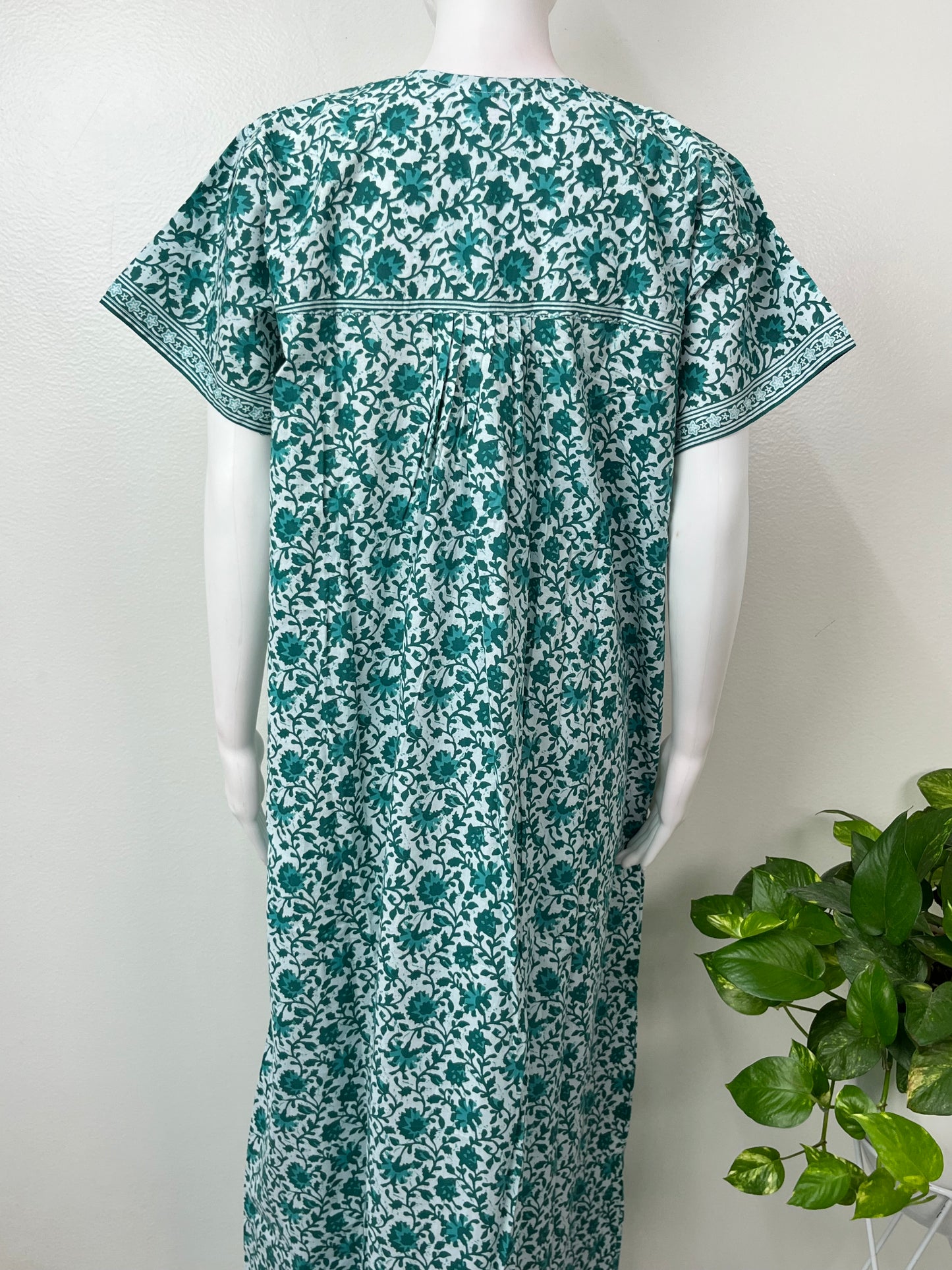 Sea Green Pure Cotton Nighty Elegant & Comfortable