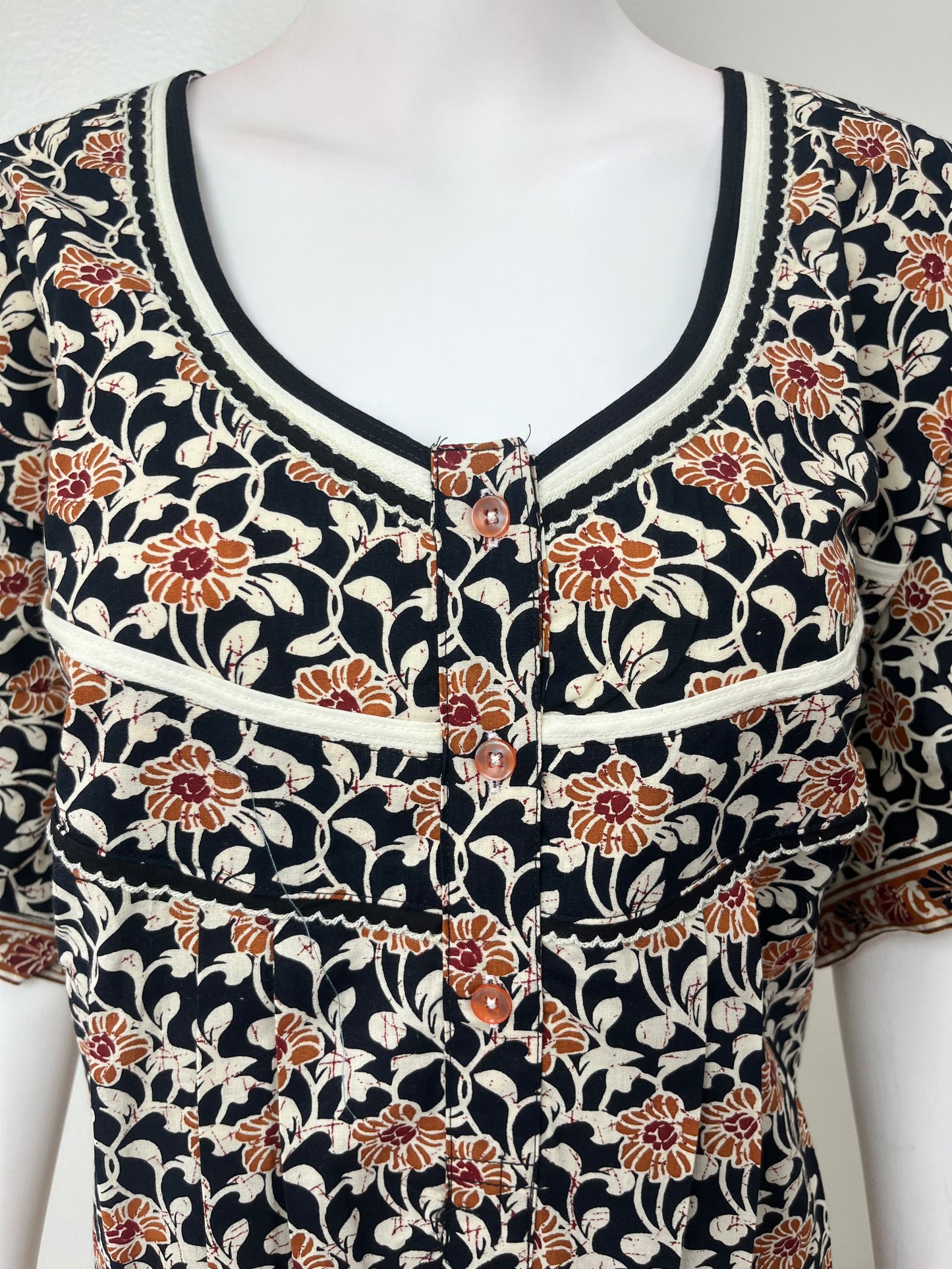 Black Floral Printed Cotton Nightgown for Women