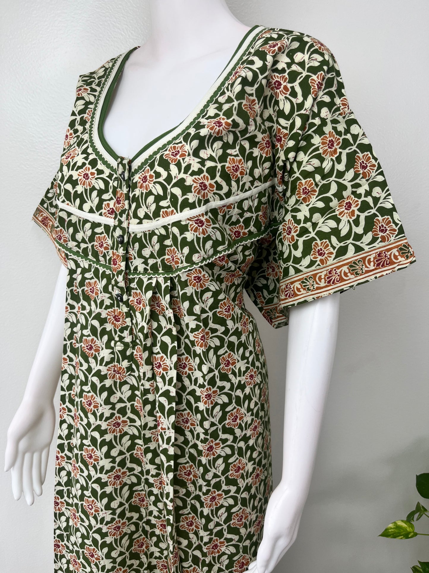 Bottle Green Printed Cotton Nighty Soft & Comfortable