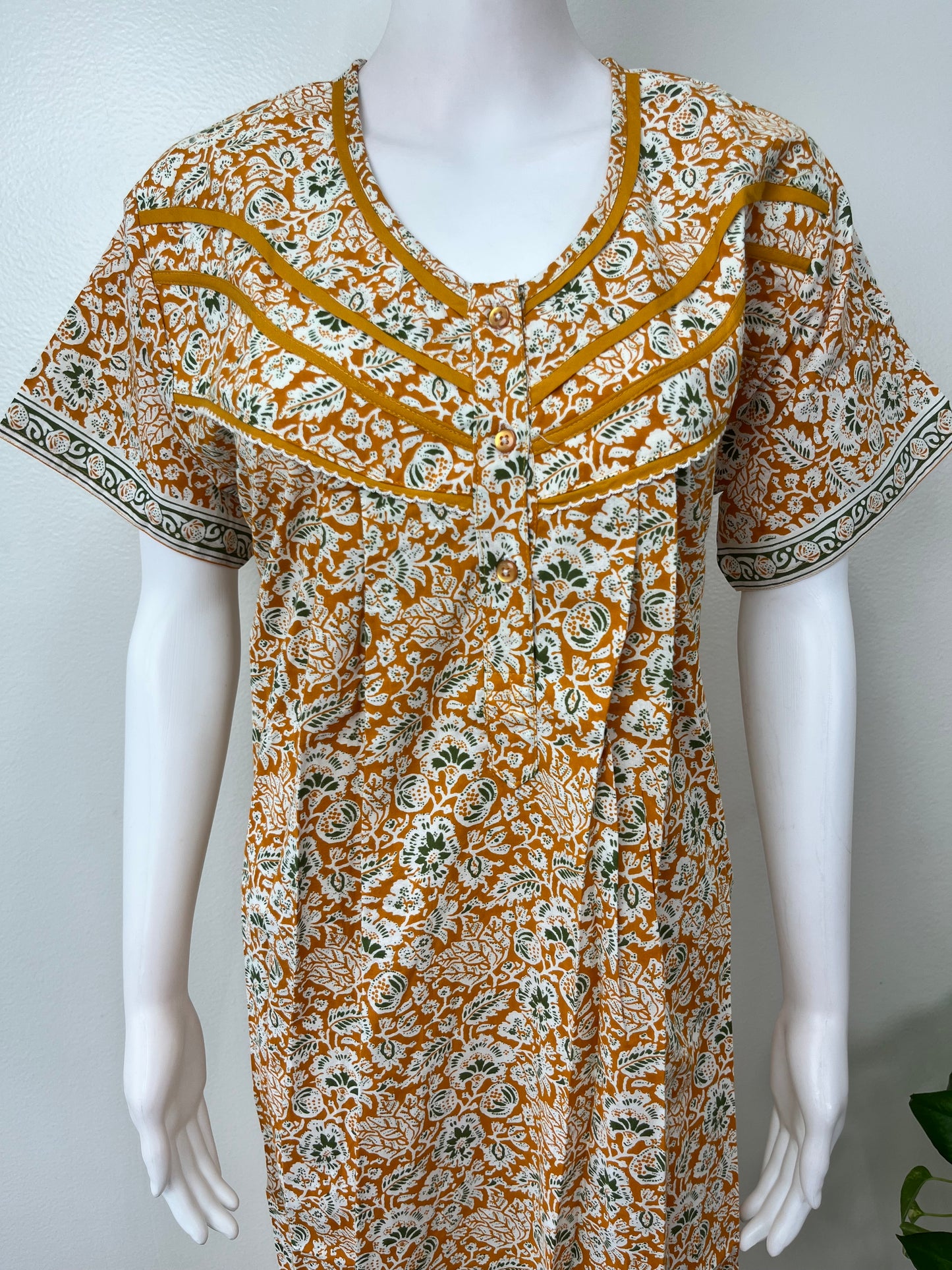 Yellow Pleated 100% Cotton Women's Nightgown