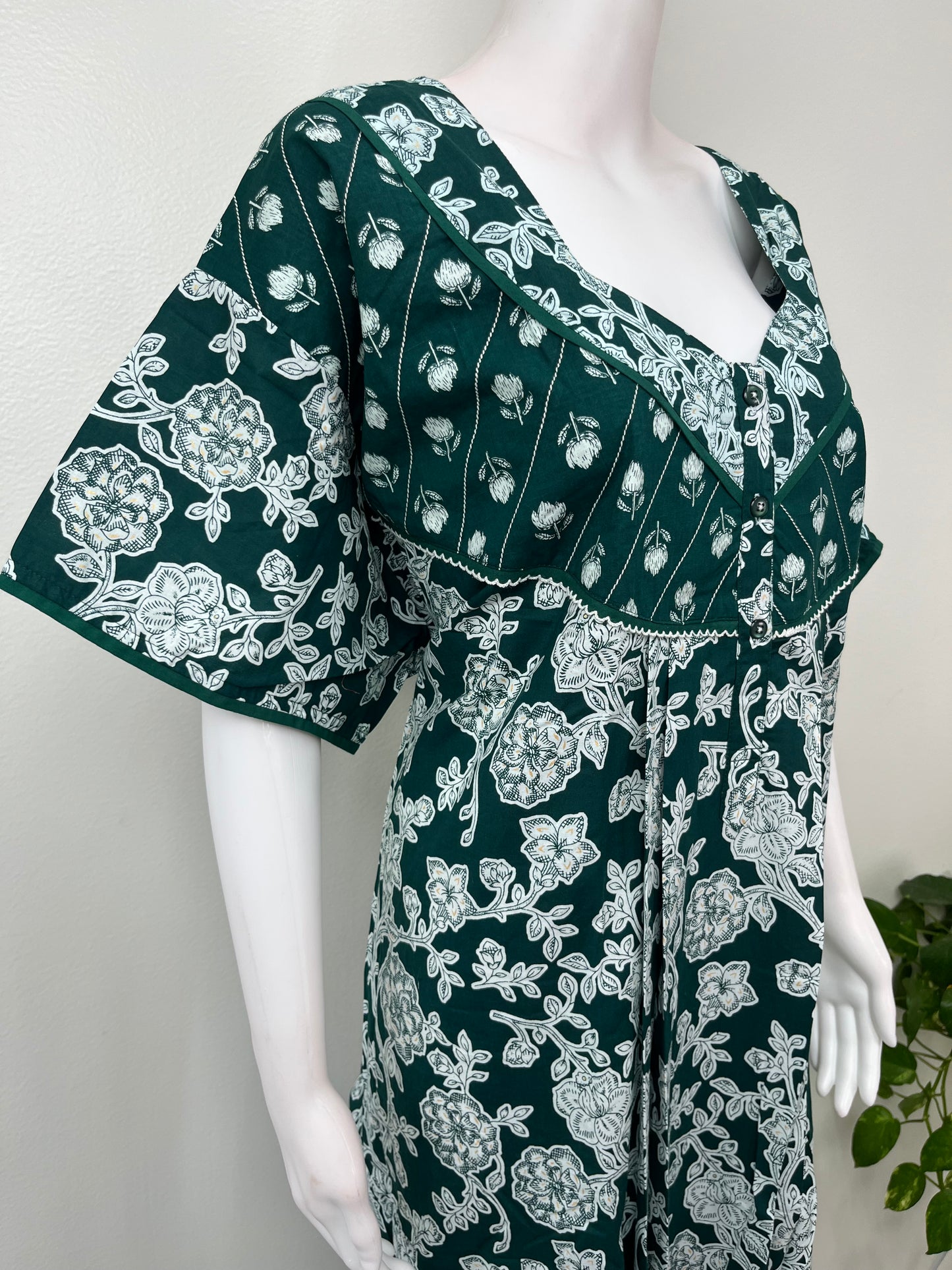 Viridian Green Pure Cotton Women's Nightgown