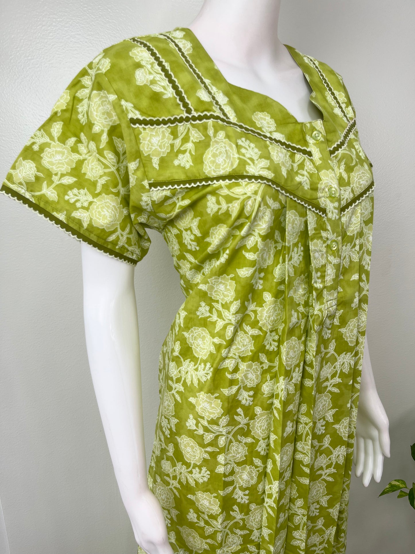 Lime Green Pleated 100% Cotton Nighty