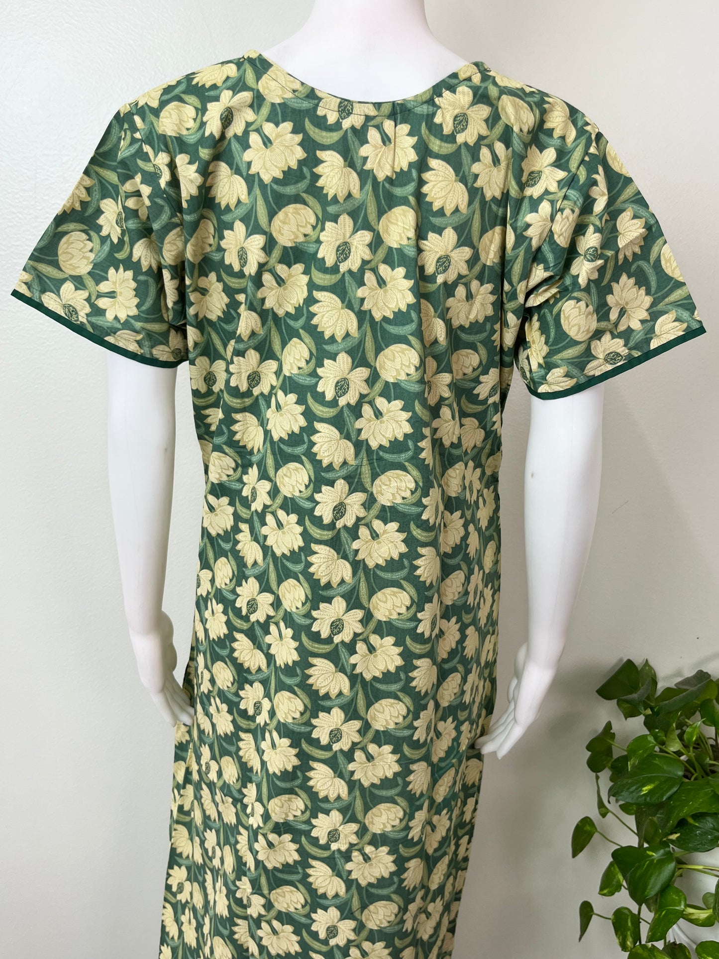 Green Floral Pure Cotton Women's Nighty