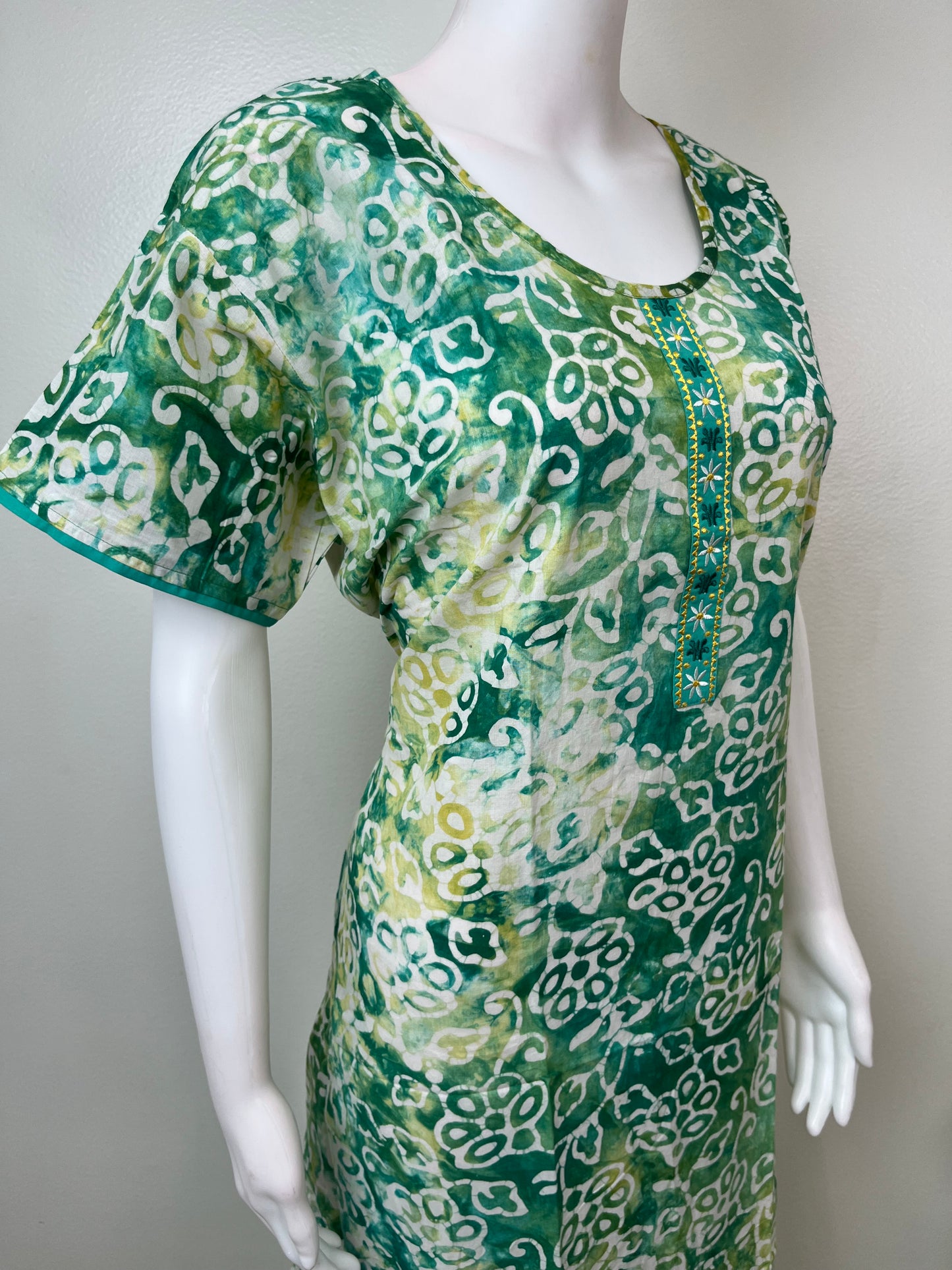 Green Batik Printed 100% Cotton Nightgown