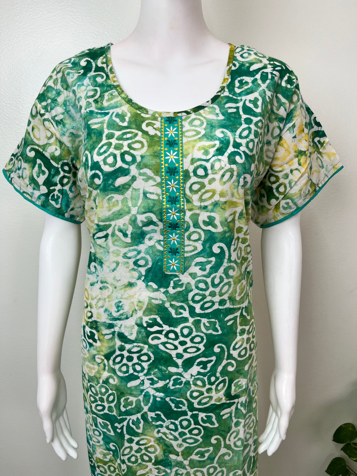 Green Batik Printed 100% Cotton Nightgown