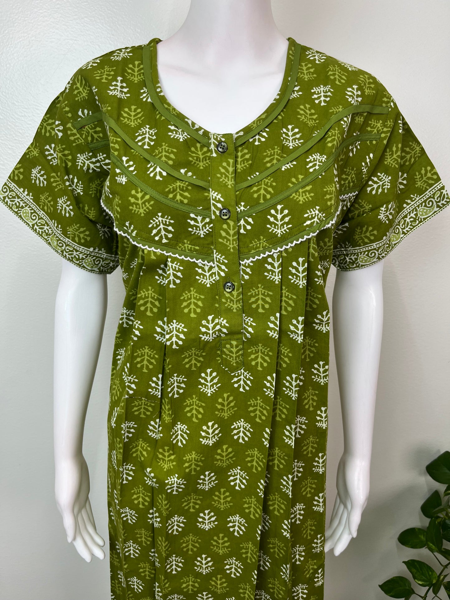 Green Pure Cotton Nighty Soft & Comfortable