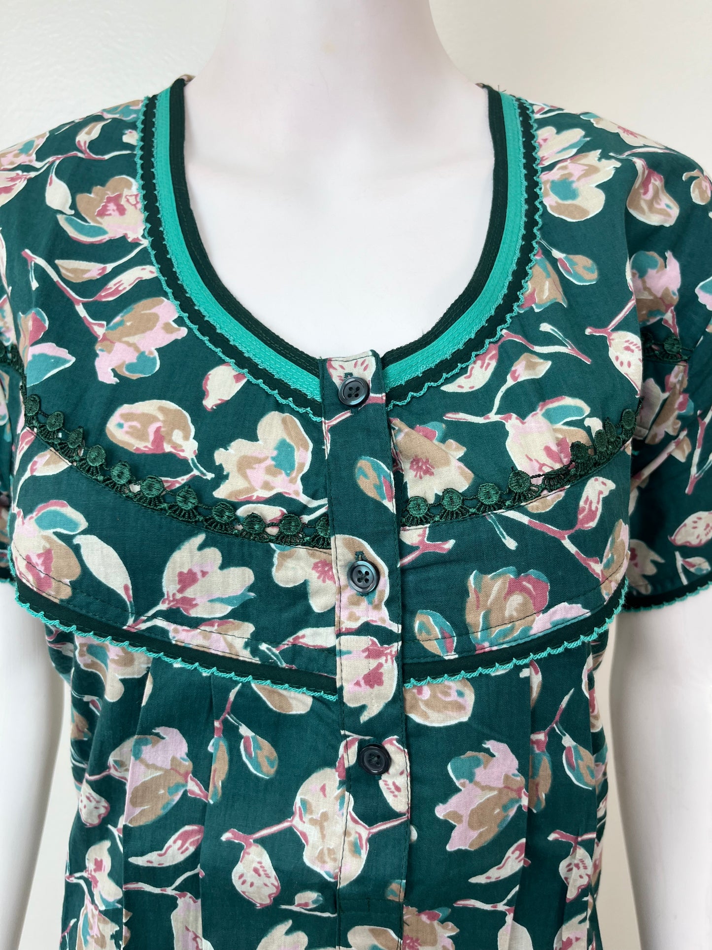 Green Floral Printed 100% Cotton Nightgown