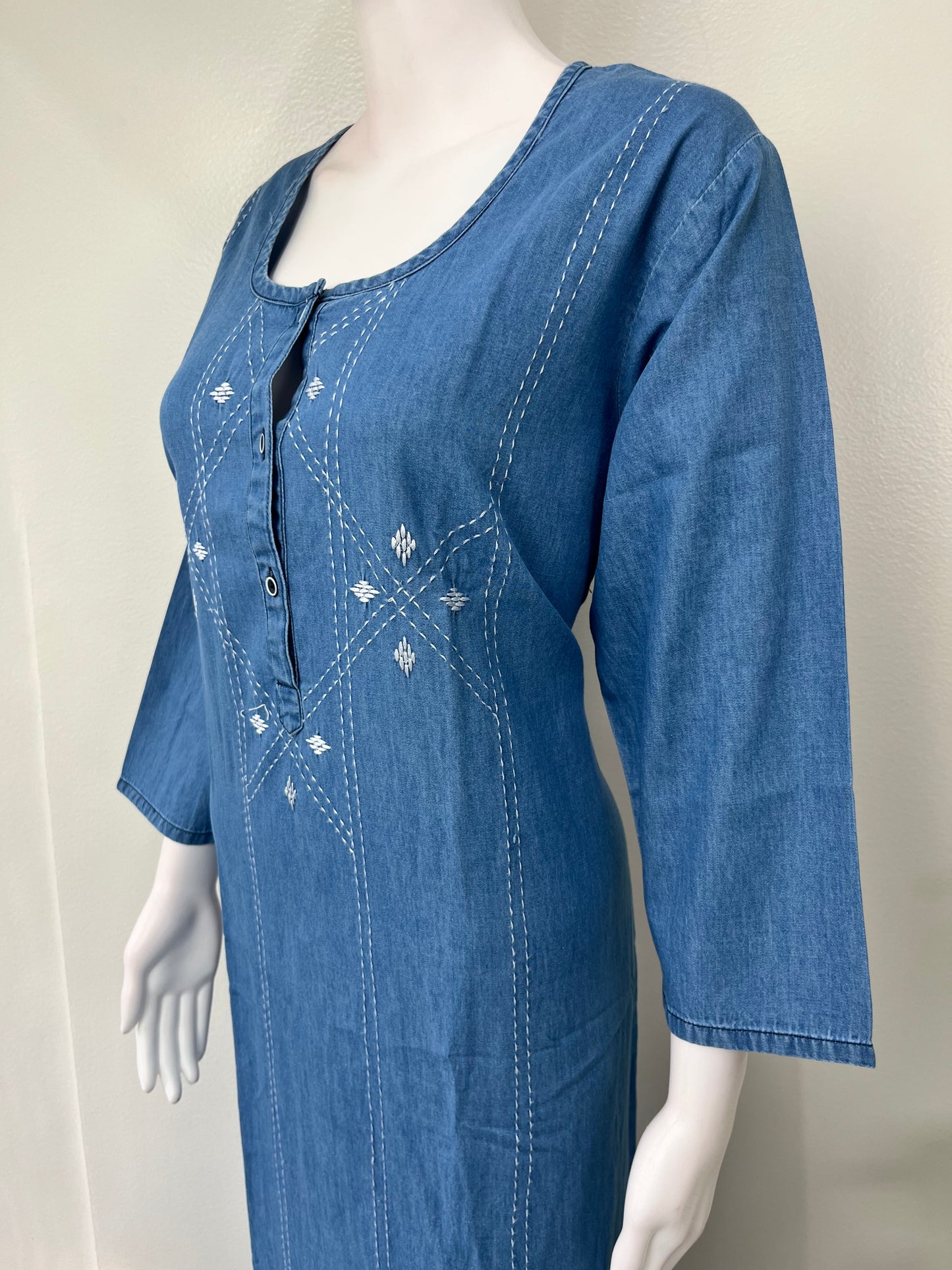Breathable Denim Look Nightgown with 3/4th Sleeves