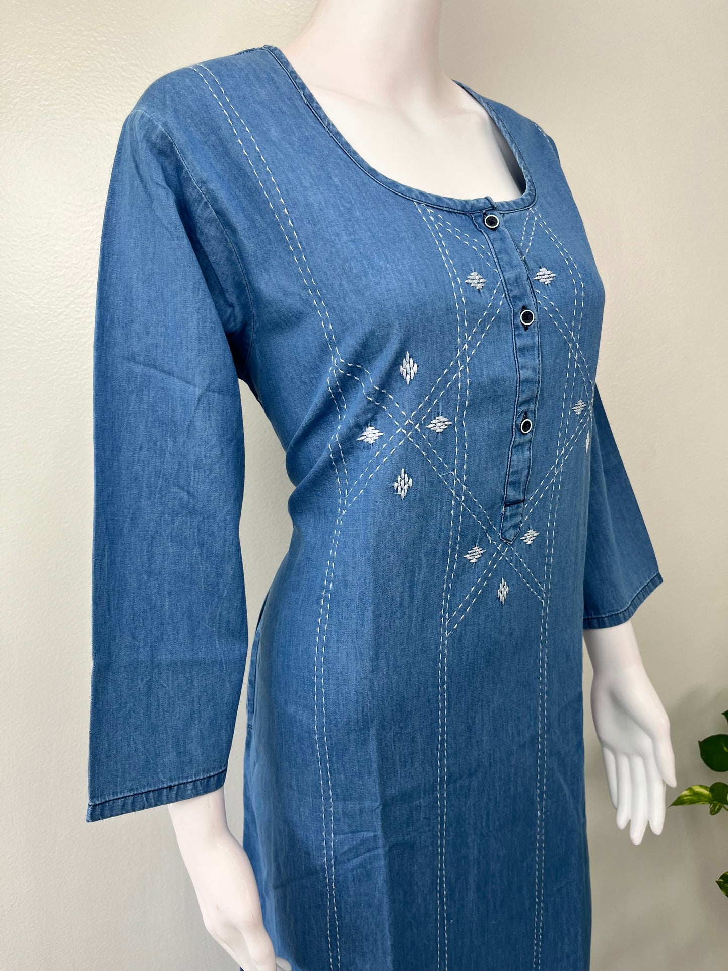 Breathable Denim Look Nightgown with 3/4th Sleeves