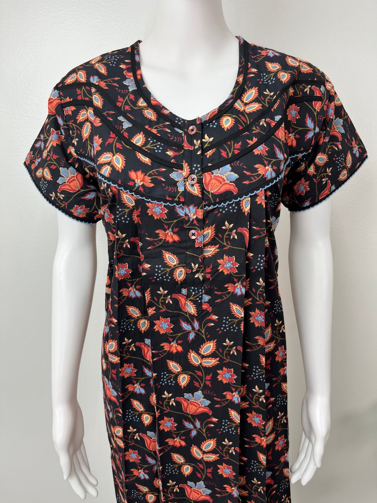 Black Pure Cotton Nightgown with Contrast Print