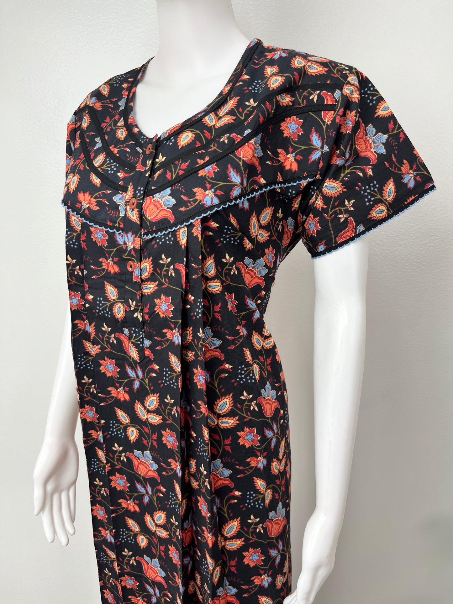 Black Pure Cotton Nightgown with Contrast Print