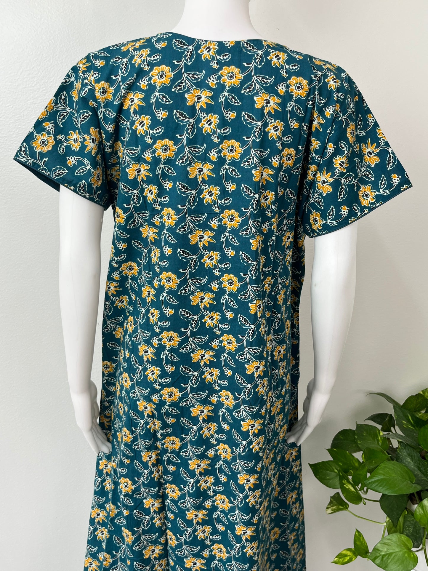 Blue Floral Printed Pure Cotton Pleated Nightgown