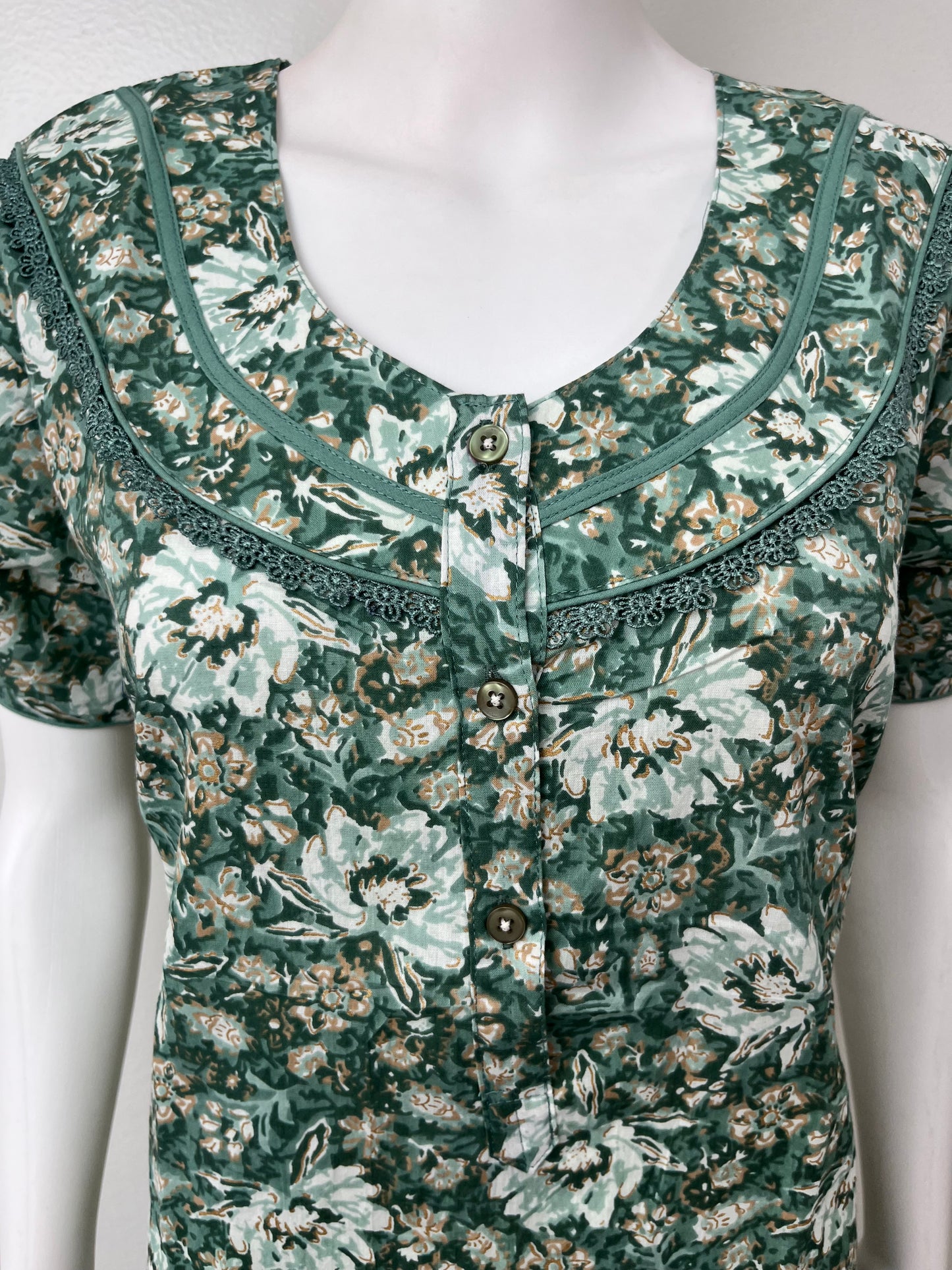 Green Pleated Pure Cotton Nightgown
