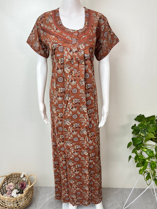 Brown Alpine Nighty Elegant & Long-Lasting