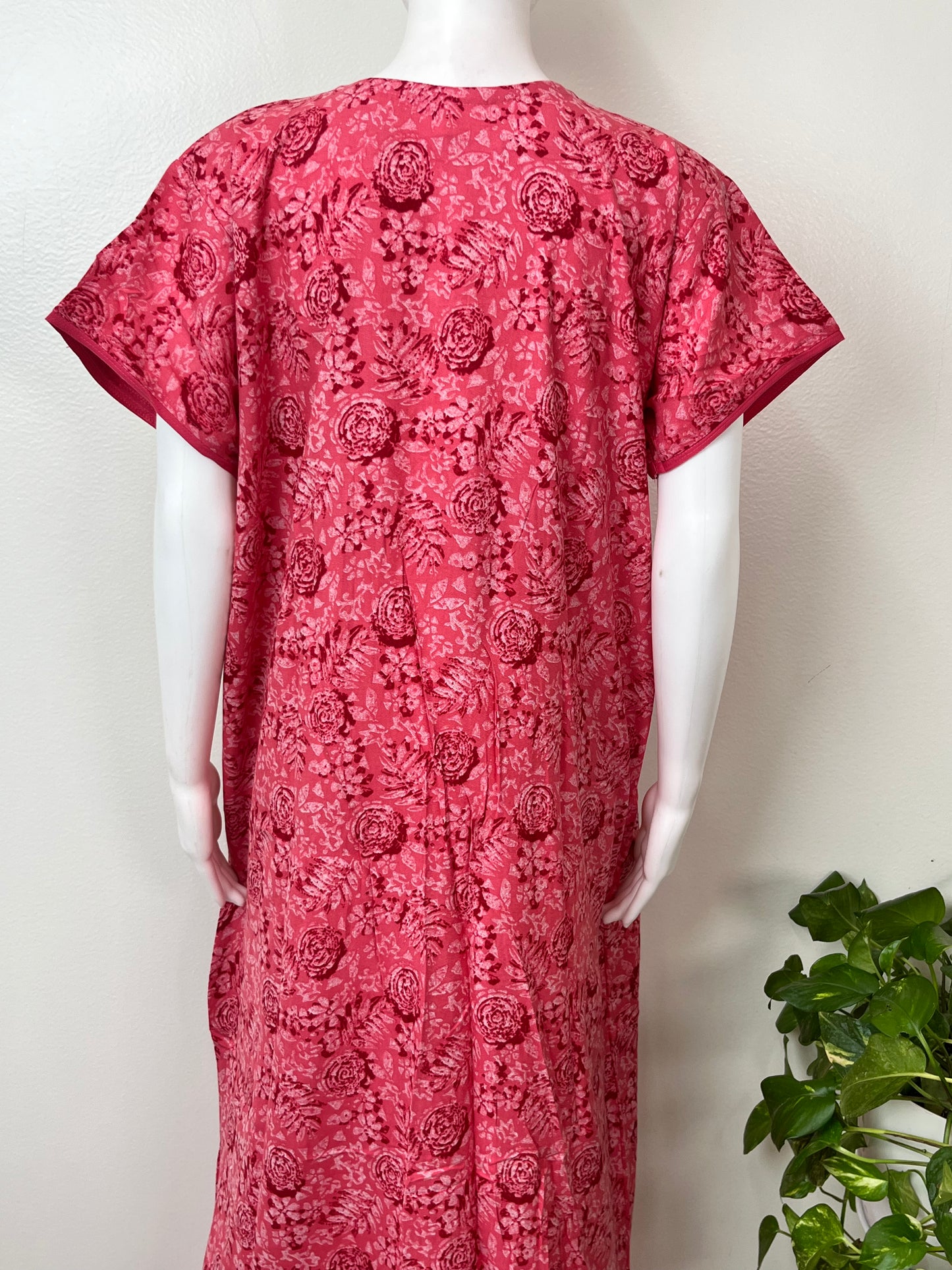 Pink Alpine Nighty Elegant & Long-Lasting