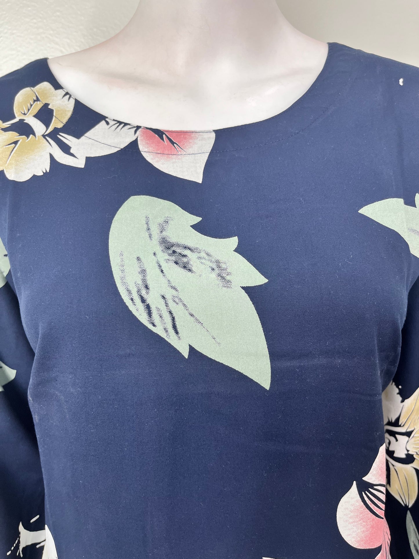 Floral Garden Nightwear Set in Navy