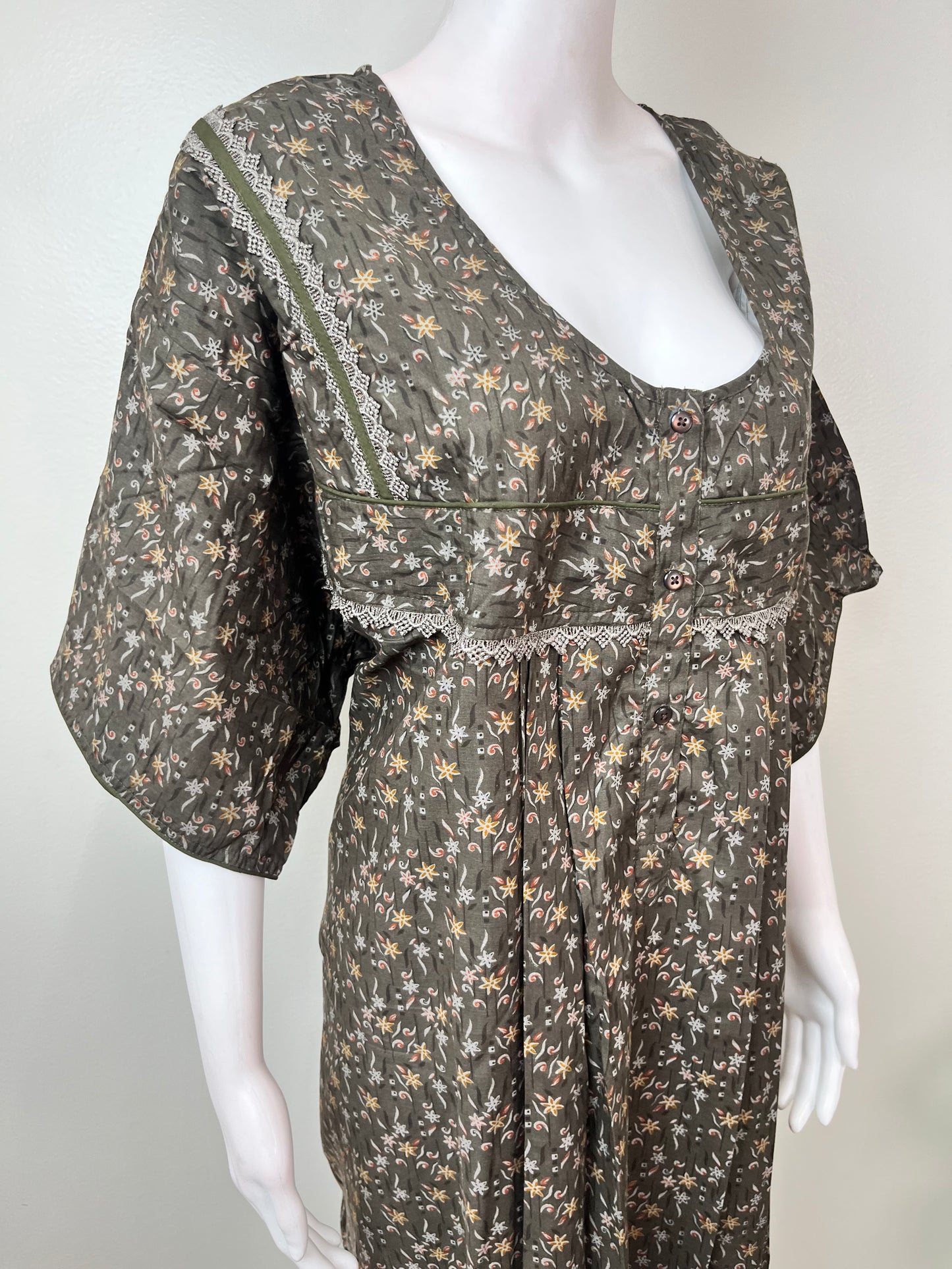 Gray Floral Printed Bizzylizzy Nightgown