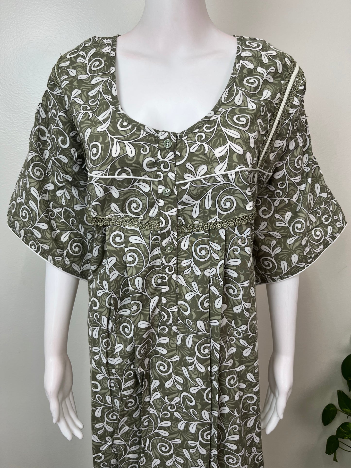 Green Classic Charm Bizzylizzy Nighty