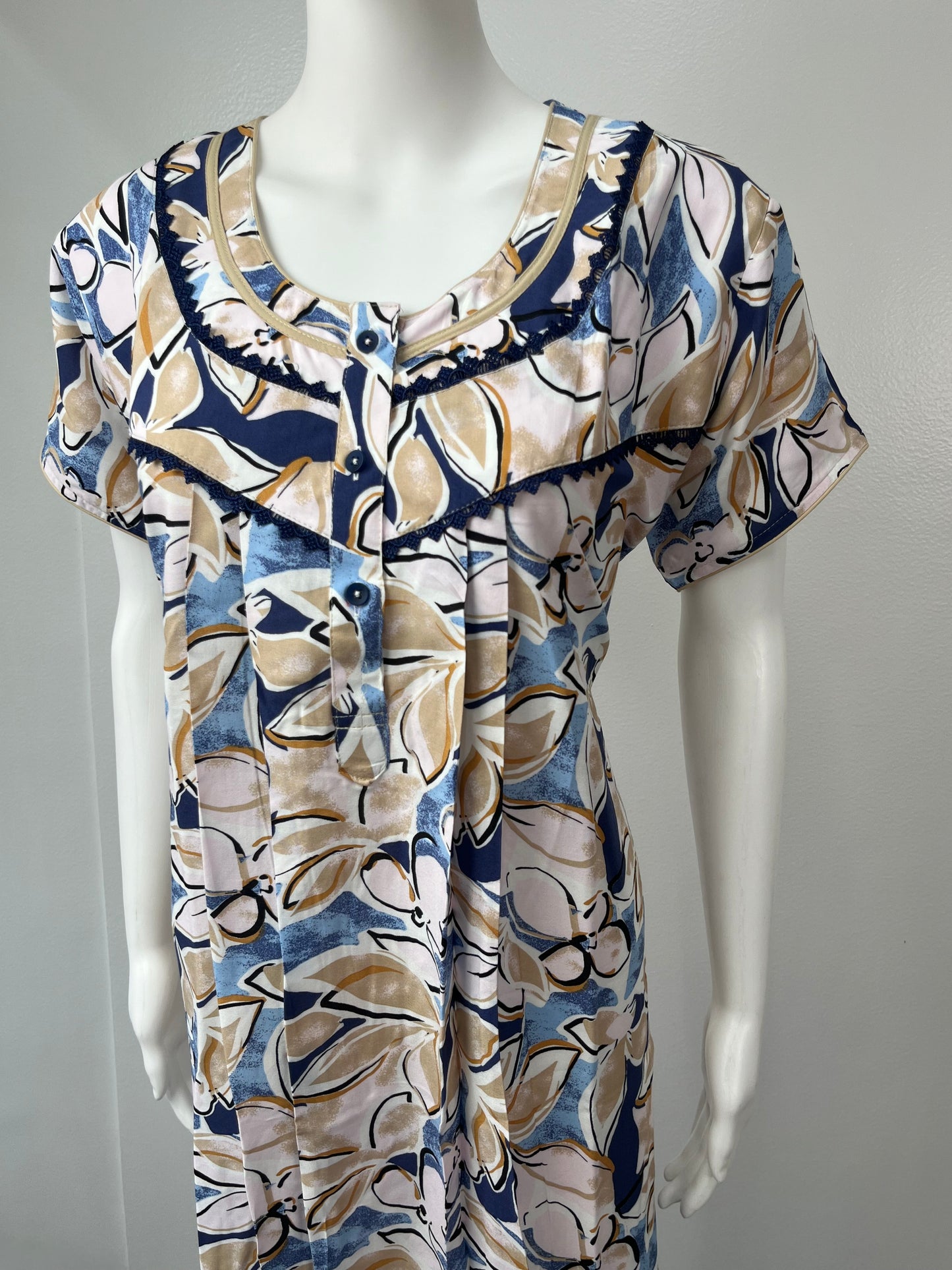 Yellow Printed Rayon Fabric Nightgown Silky Texture with Lace