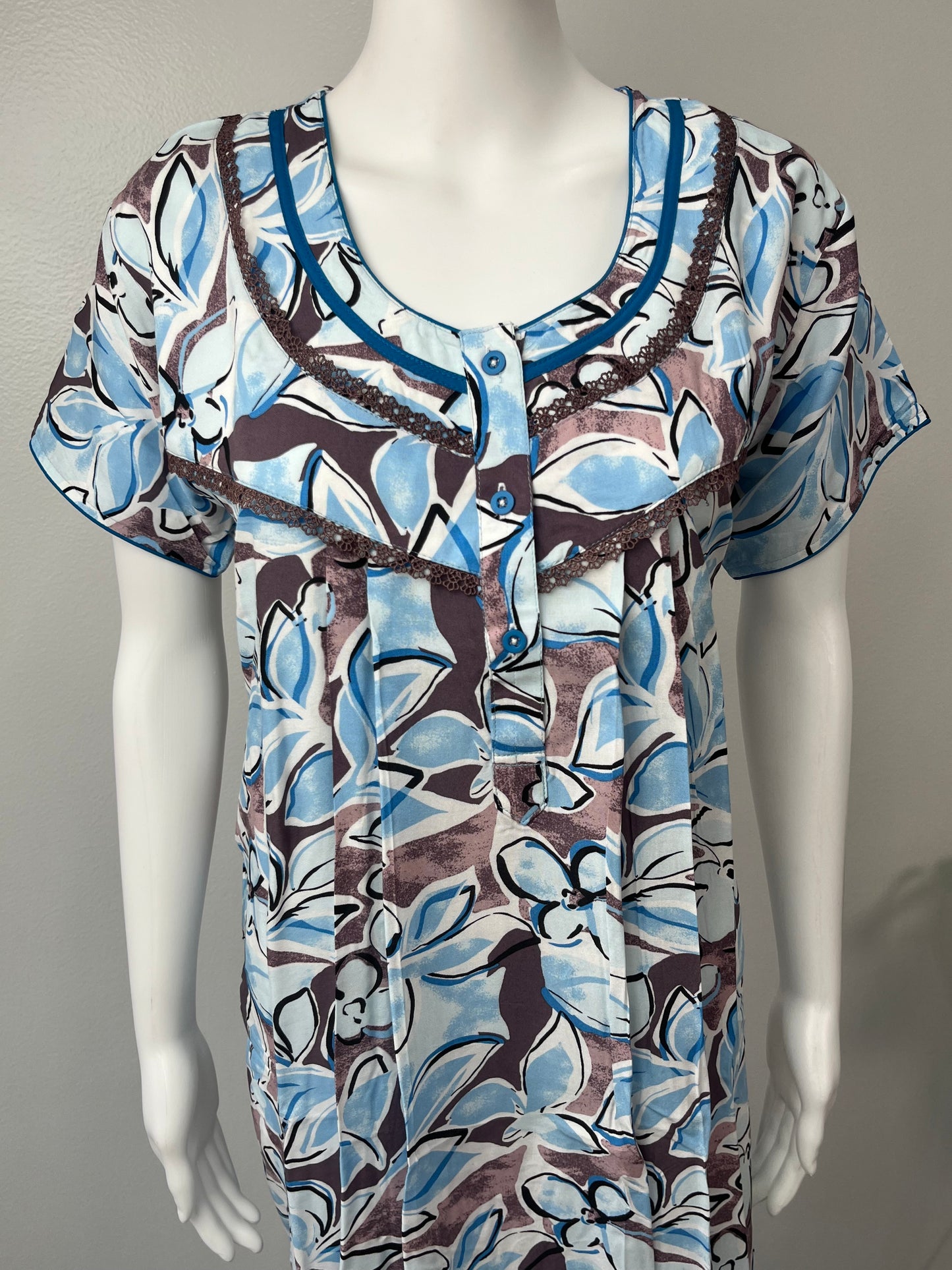 Sky Blue Printed Nightgown Elegant with Lace