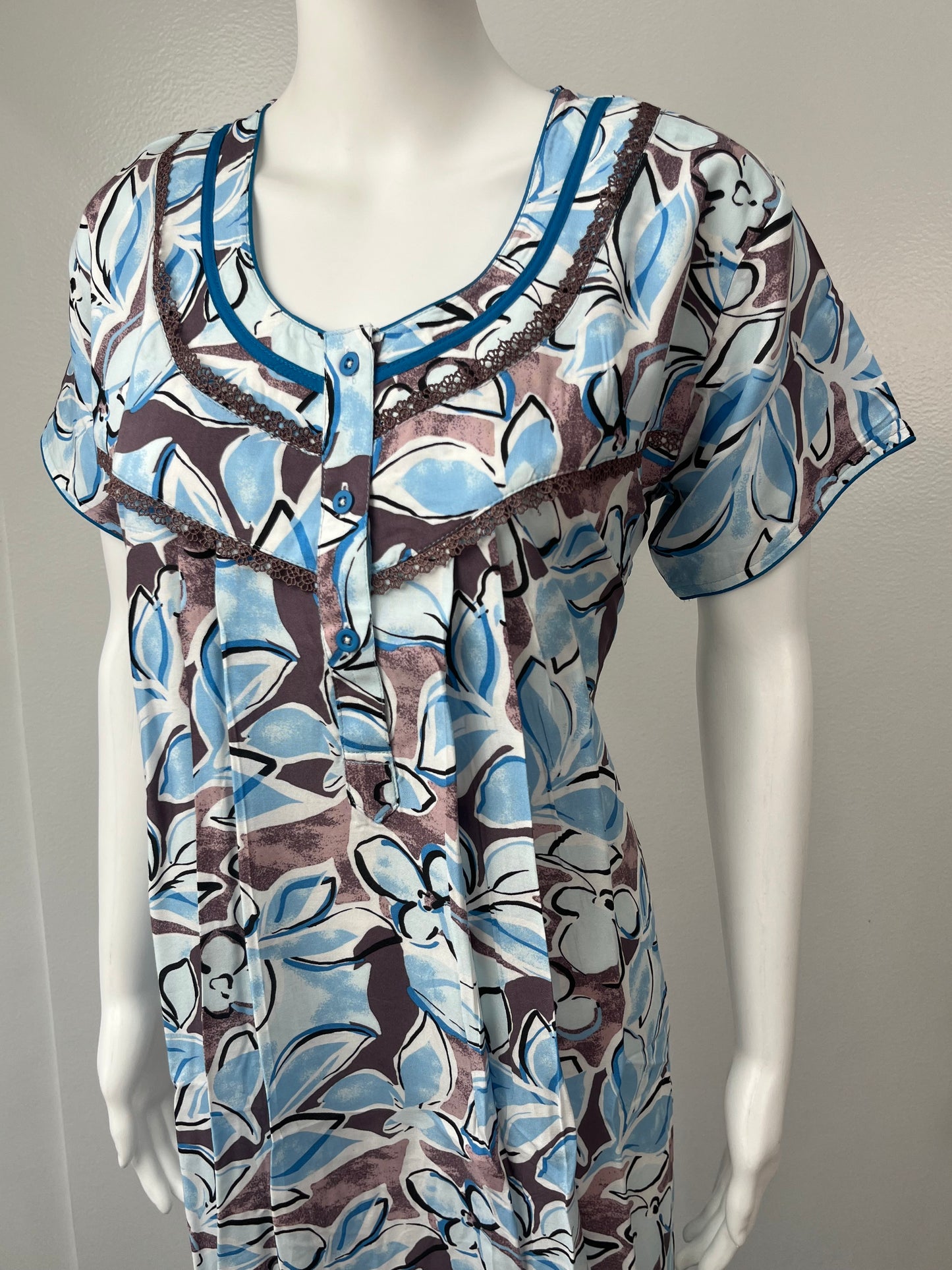 Sky Blue Printed Nightgown Elegant with Lace