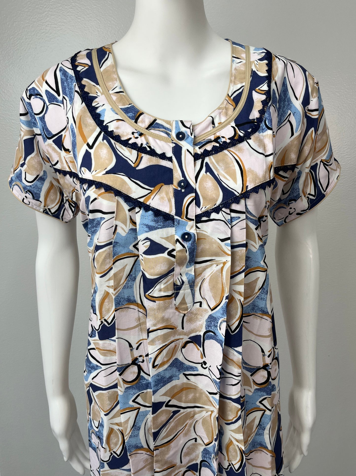 Yellow Printed Rayon Fabric Nightgown Silky Texture with Lace