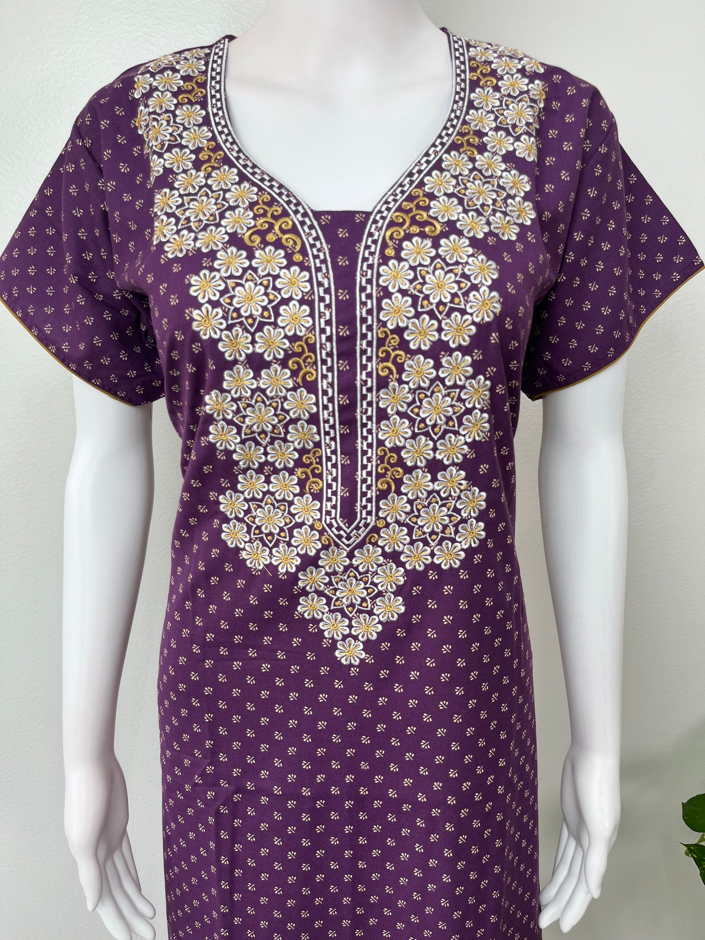 Purple Graceful Spun fabric Nightgown with Embroidery