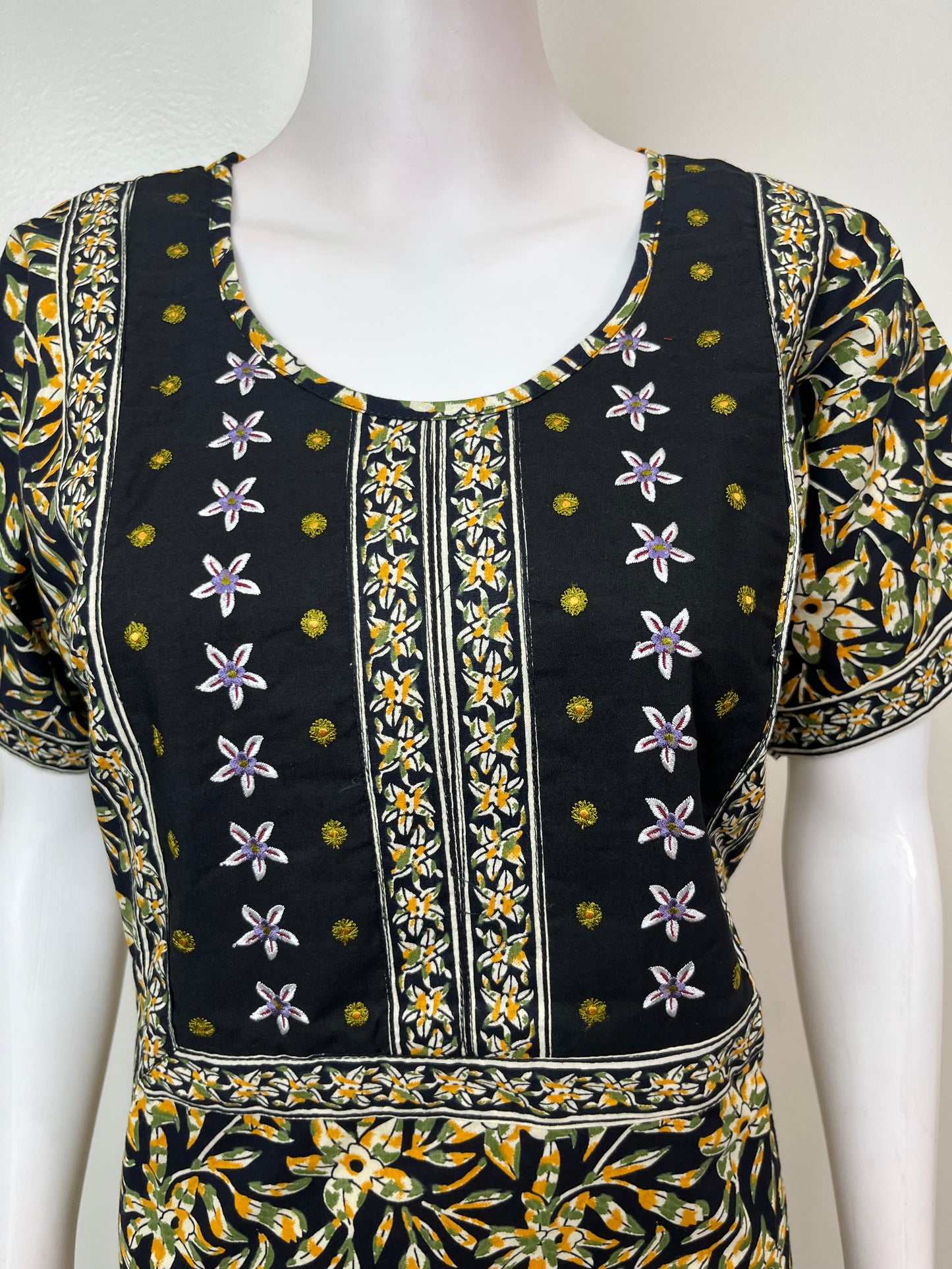 Black Elegant Embroidery Pure Cotton Nighty