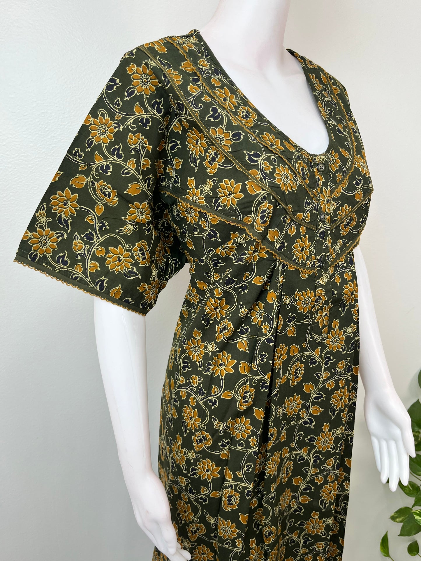 Bottle Green Floral Printed Cotton Nightgown