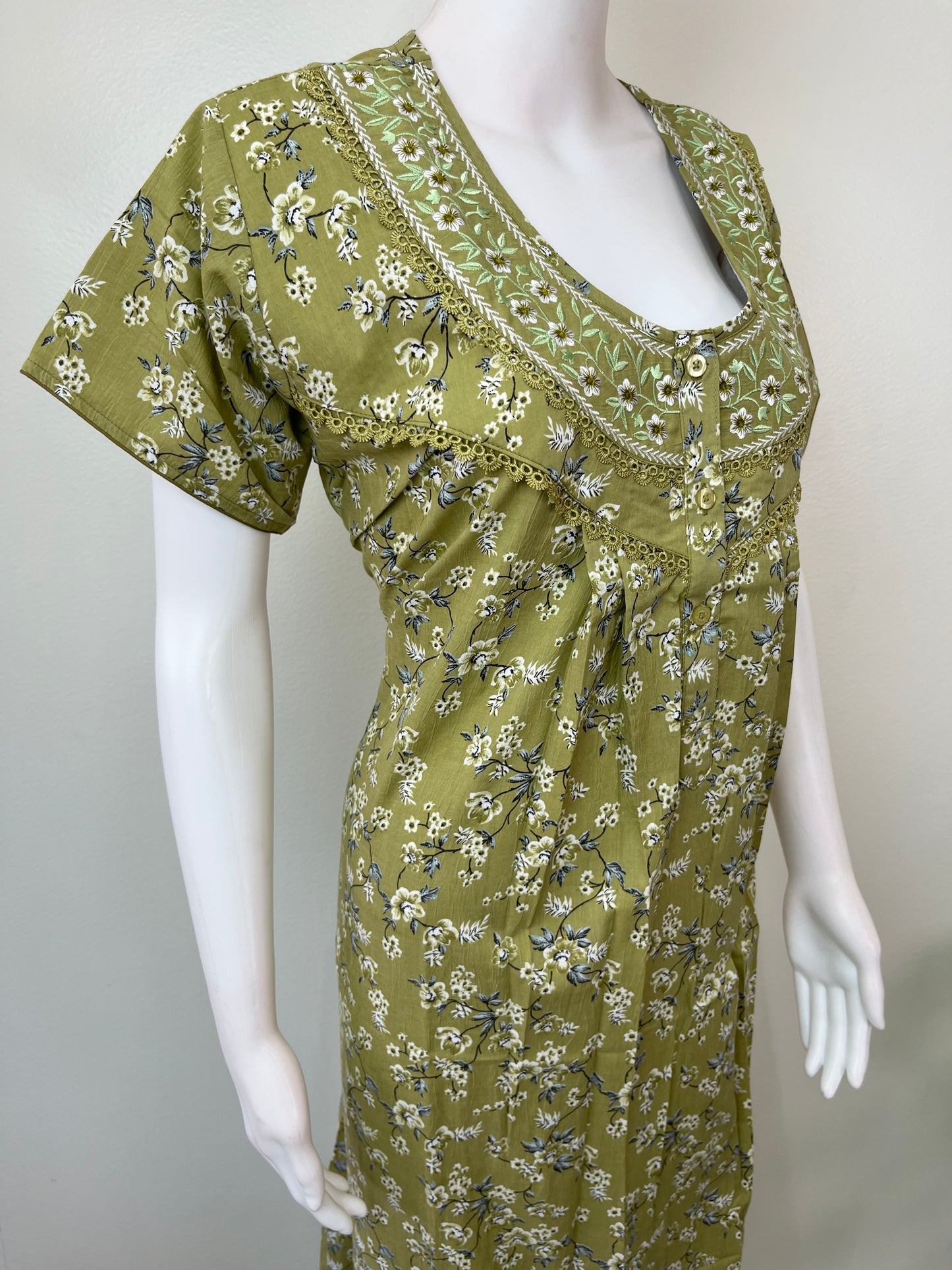 Bottle Green Soft & Comfortable Bizzylizzy Crush Fabric Nighty