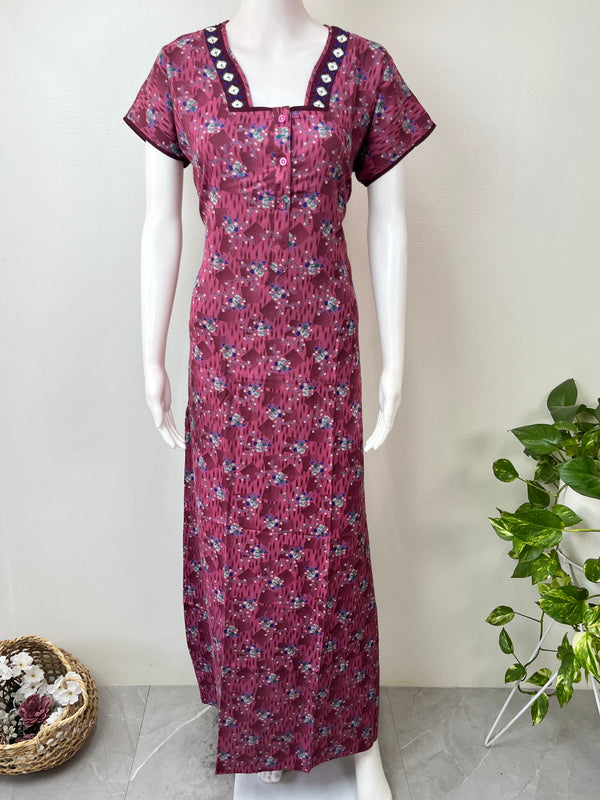 Pink printed alpine fabric nightgown for women