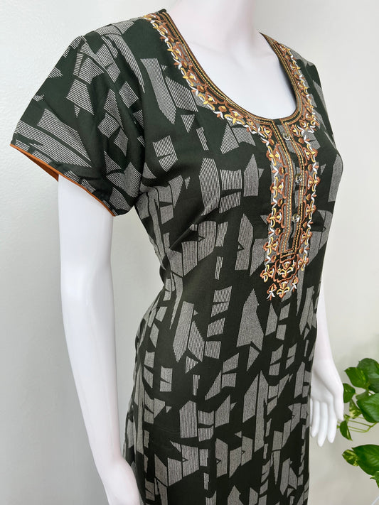 Green Elegant Comfort Alpine Fabric Nightgown