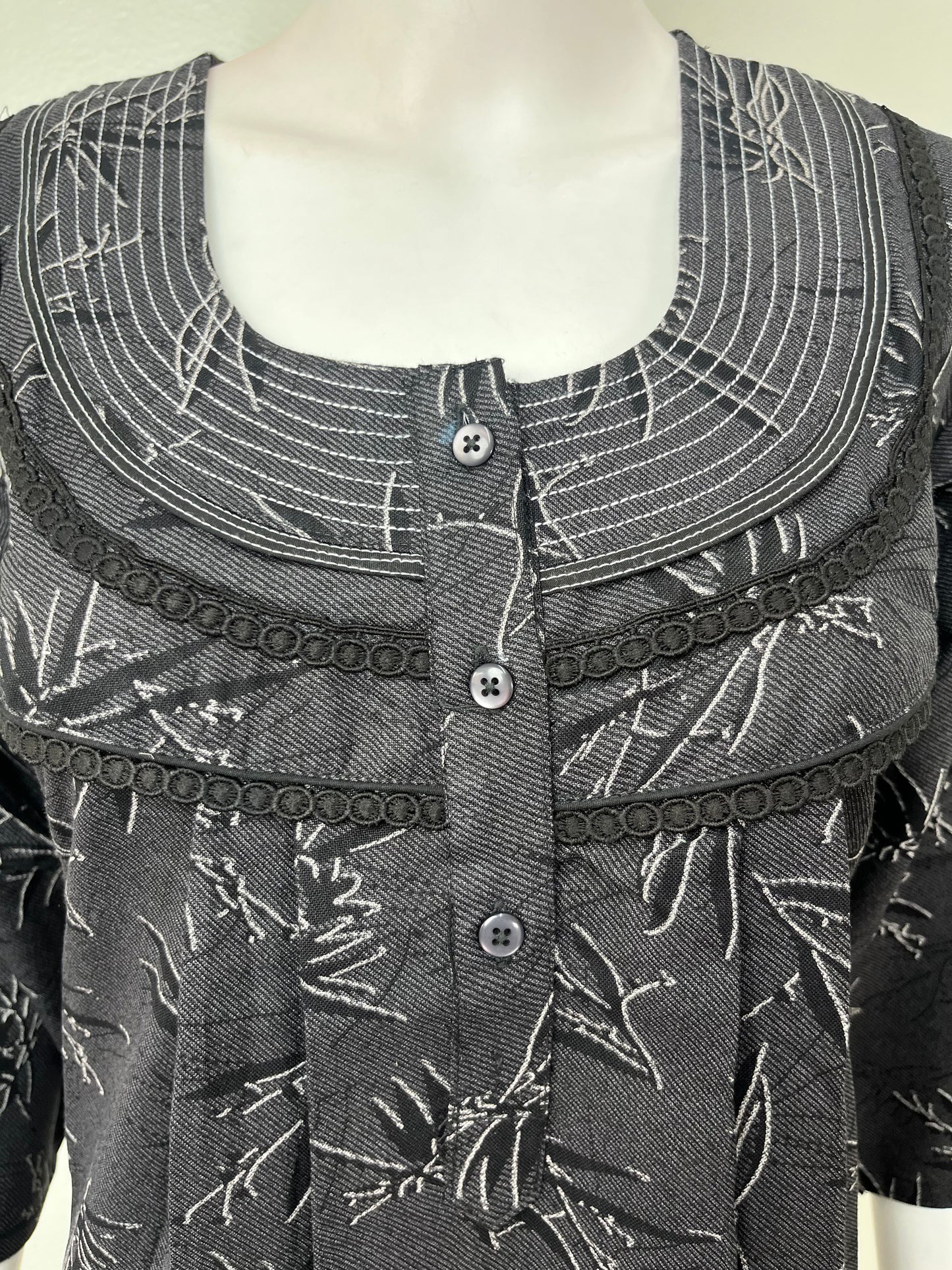 Black Printed Alpine Fabric Nightgown for Women
