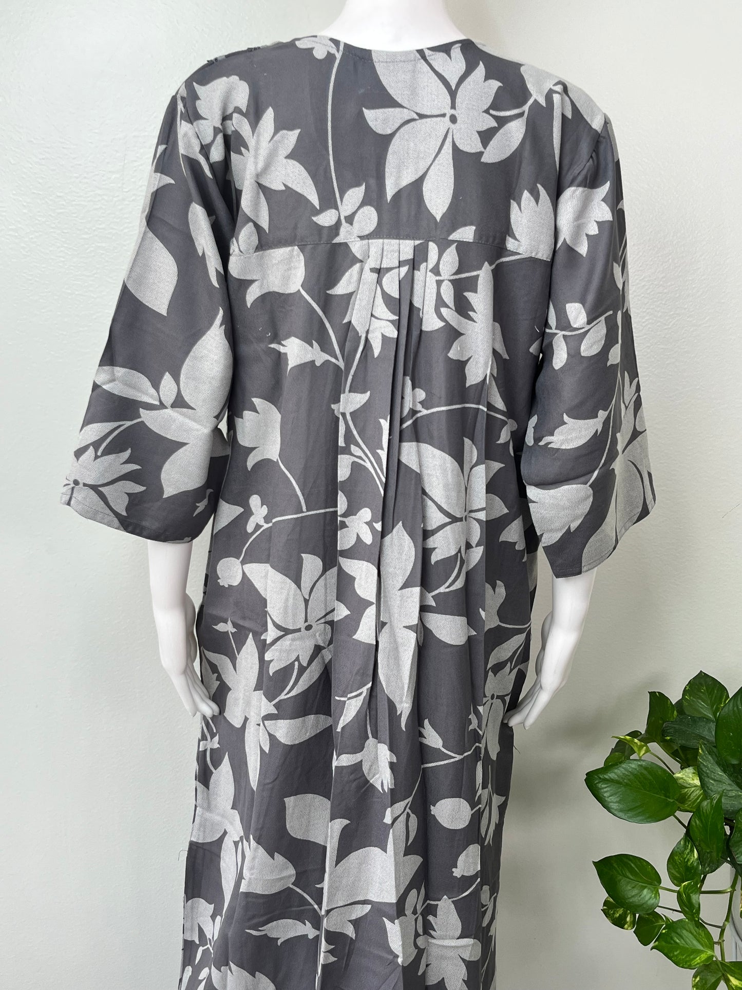 Gray Floral Alpine 3/4th Sleeves Nighty