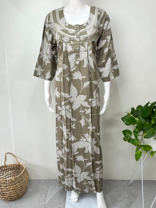 Pleated Alpine Fabric 3/4th Sleeves Nightgown for Women