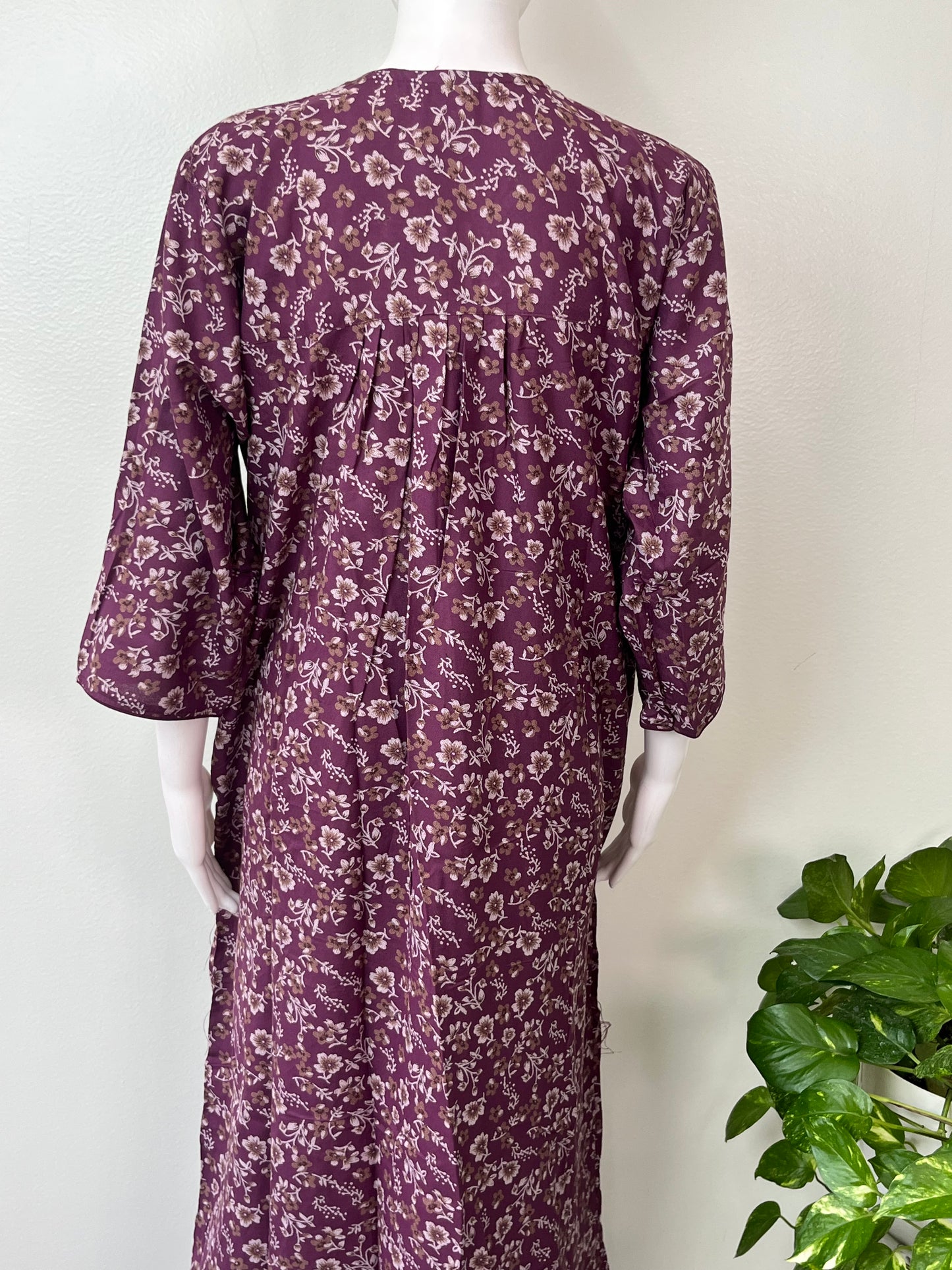Purple Alpine Fabric Long Sleeves Nightgown