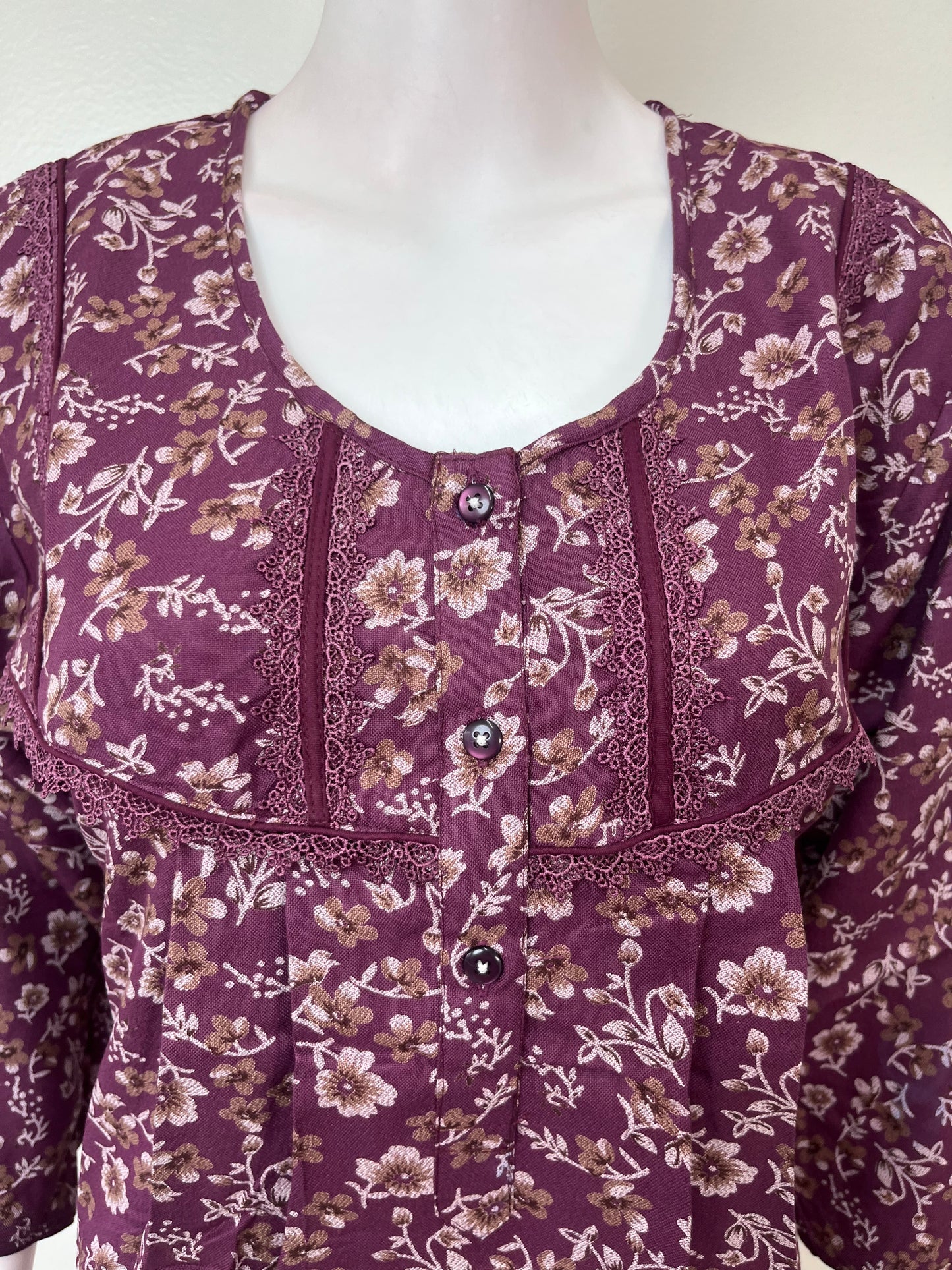 Purple Alpine Fabric Long Sleeves Nightgown
