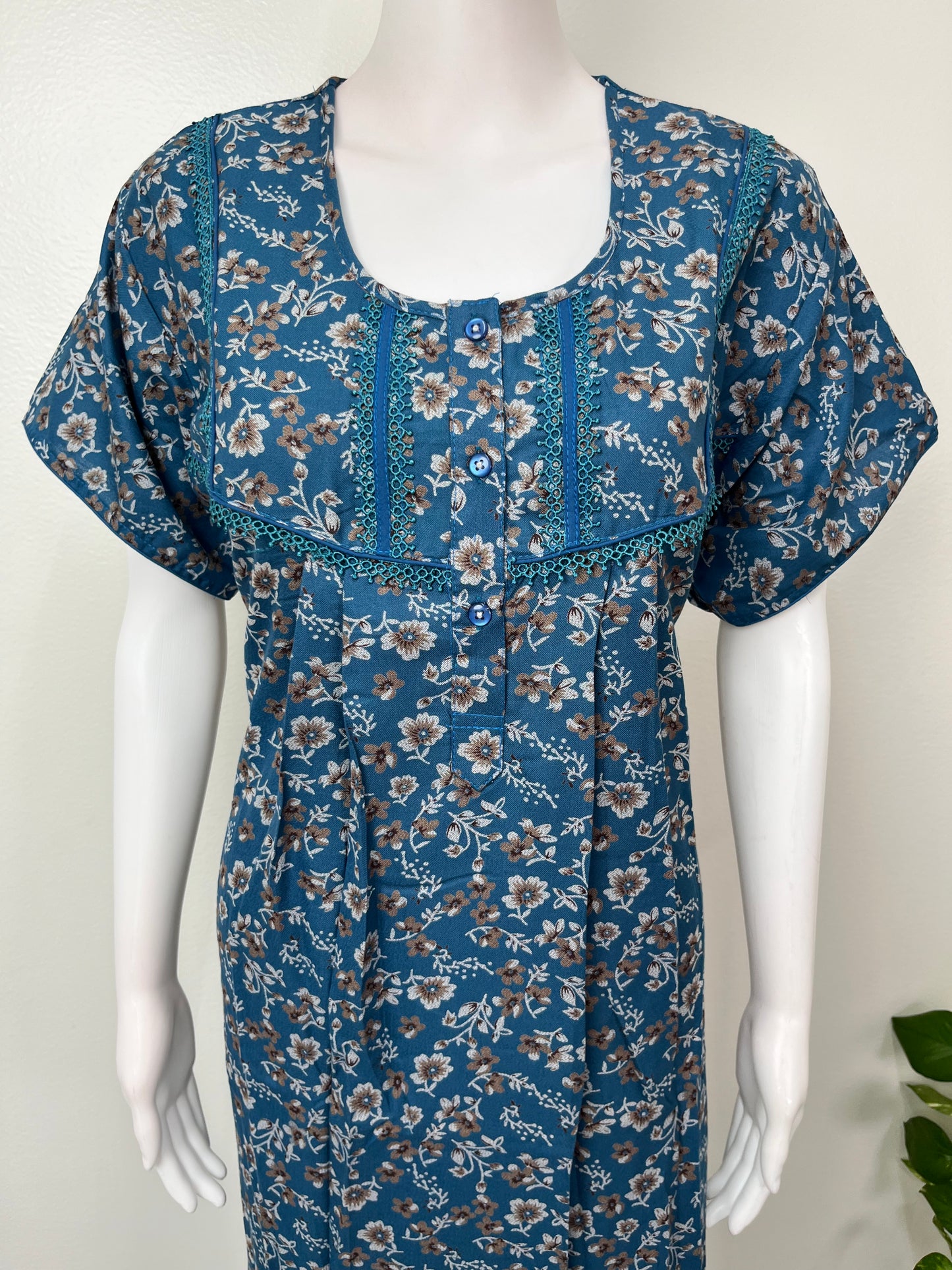 Blue Floral Printed Alpine Fabric Nightgown