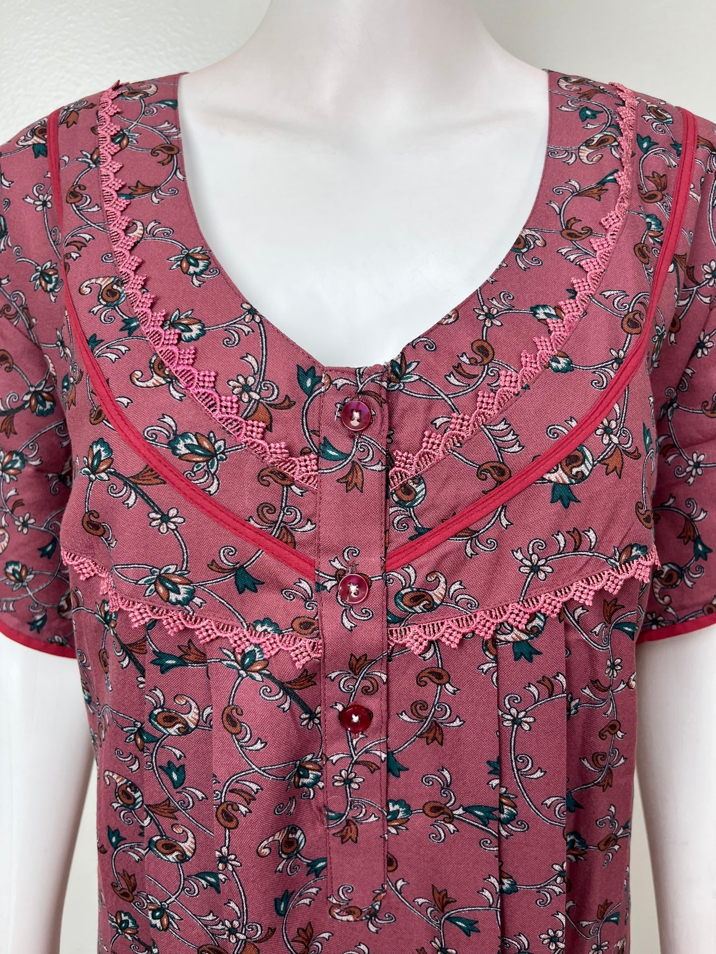 Printed Alpine Fabric Women's Nighty
