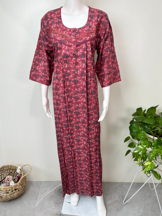 Pleated Style Alpine Fabric Nightgown with Long Sleeves