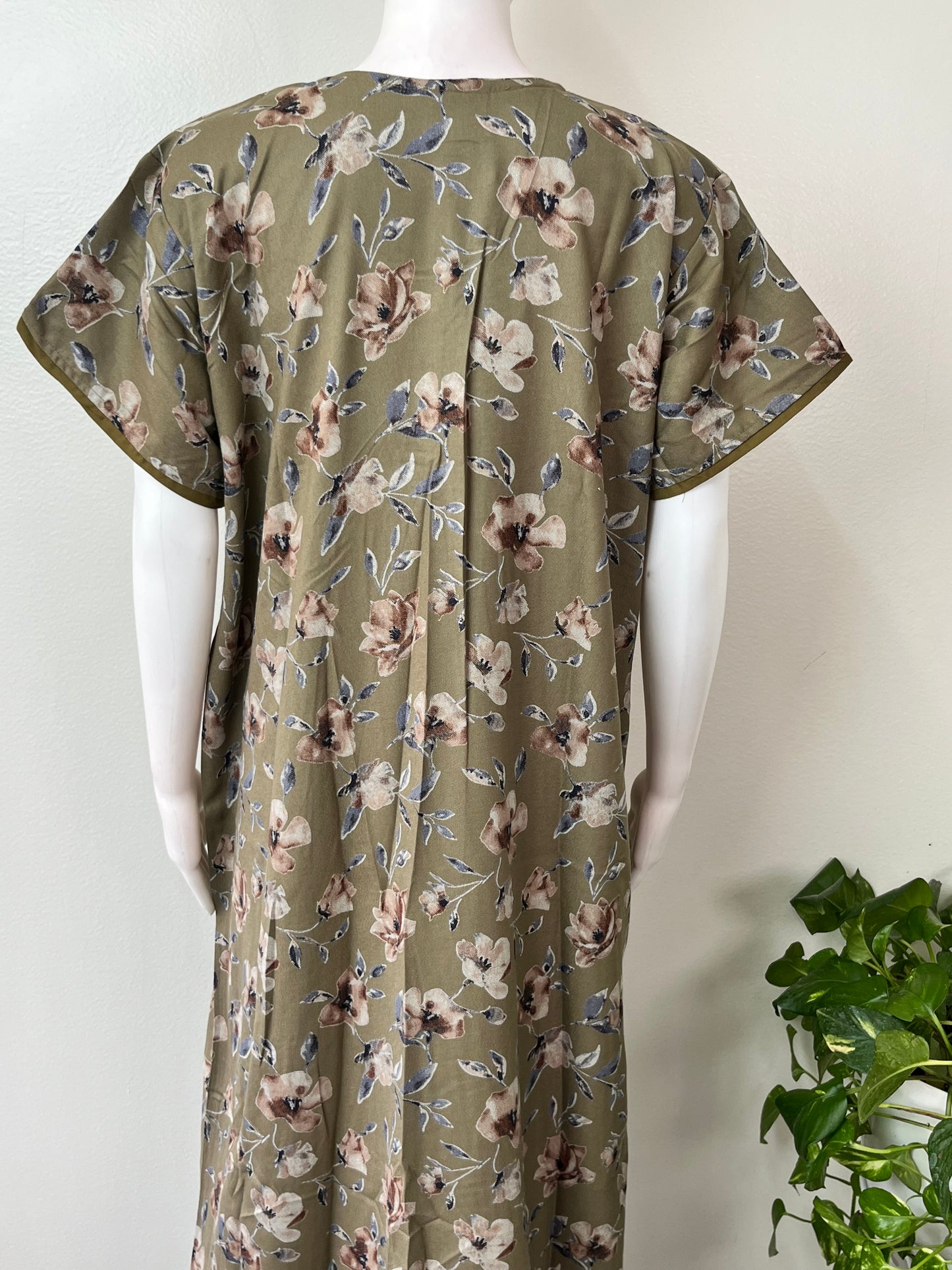 Olive Green Floral Printed Alpine Fabric Nightgown