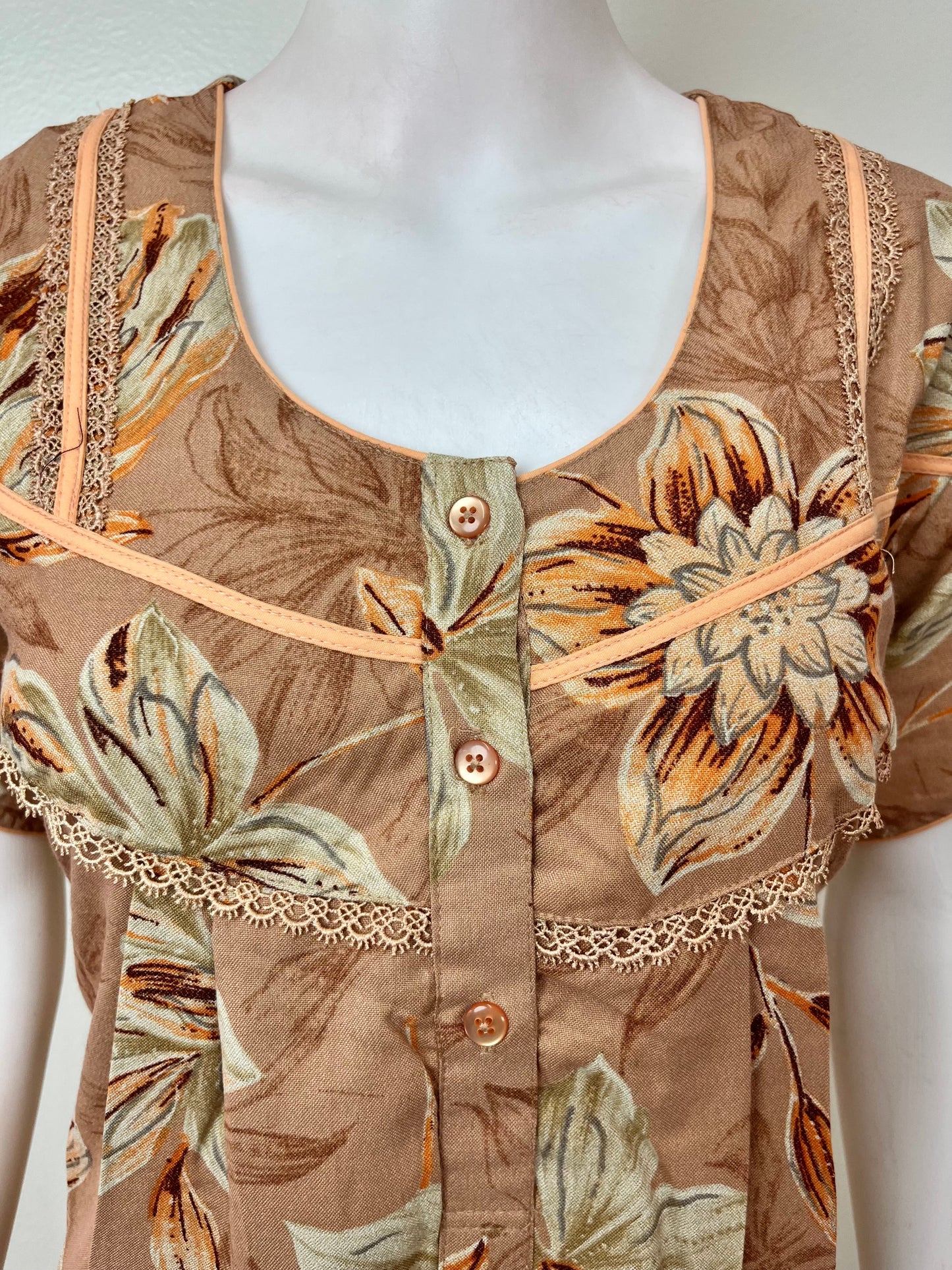Pleated Alpine Fabric Soft & Breathable Nightgown