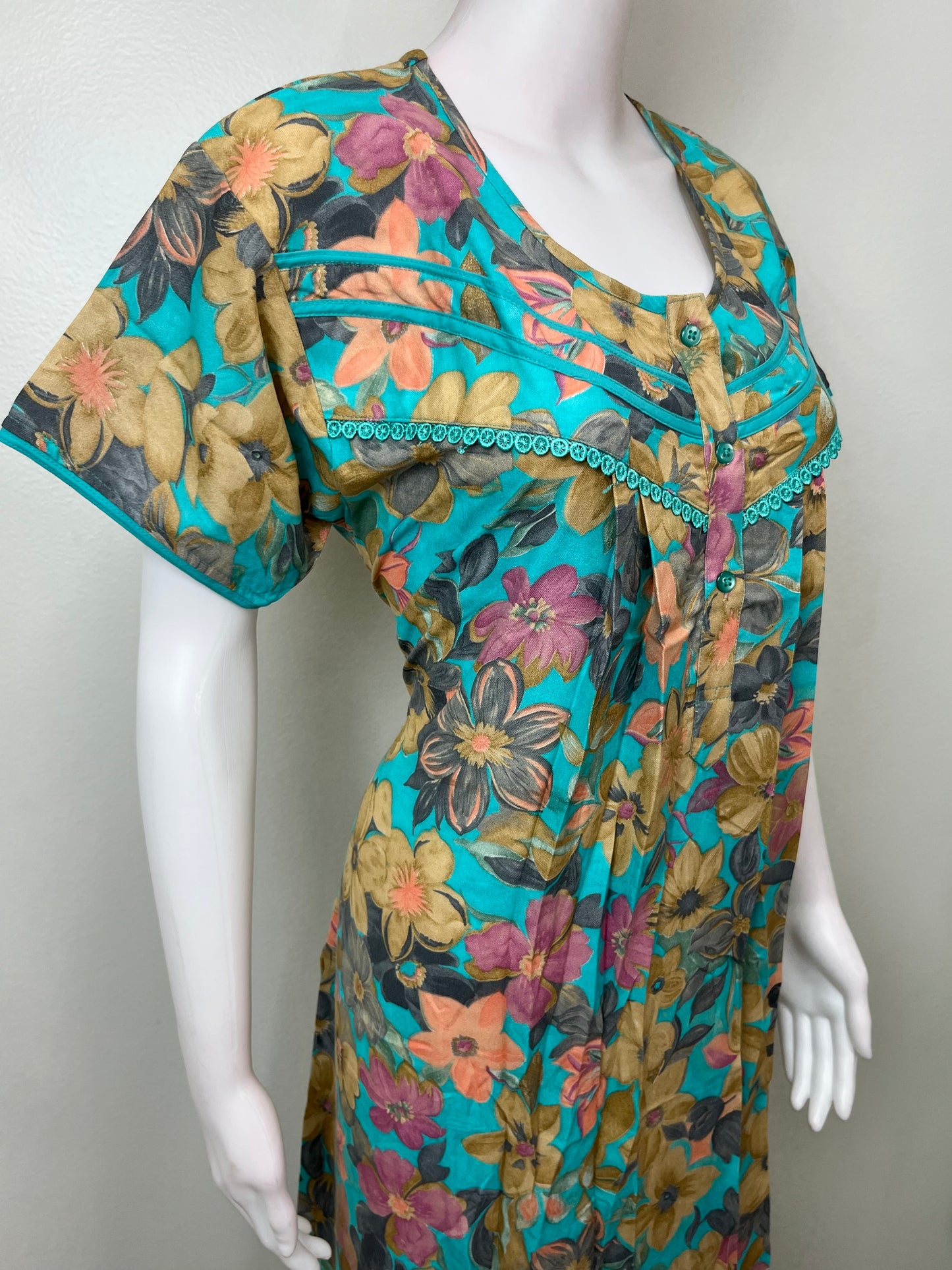 Teal Pleated Style Alpine Fabric Nightgown