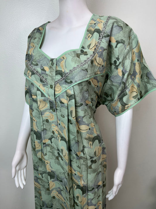 Green Soft & Breathable Alpine Nightgown