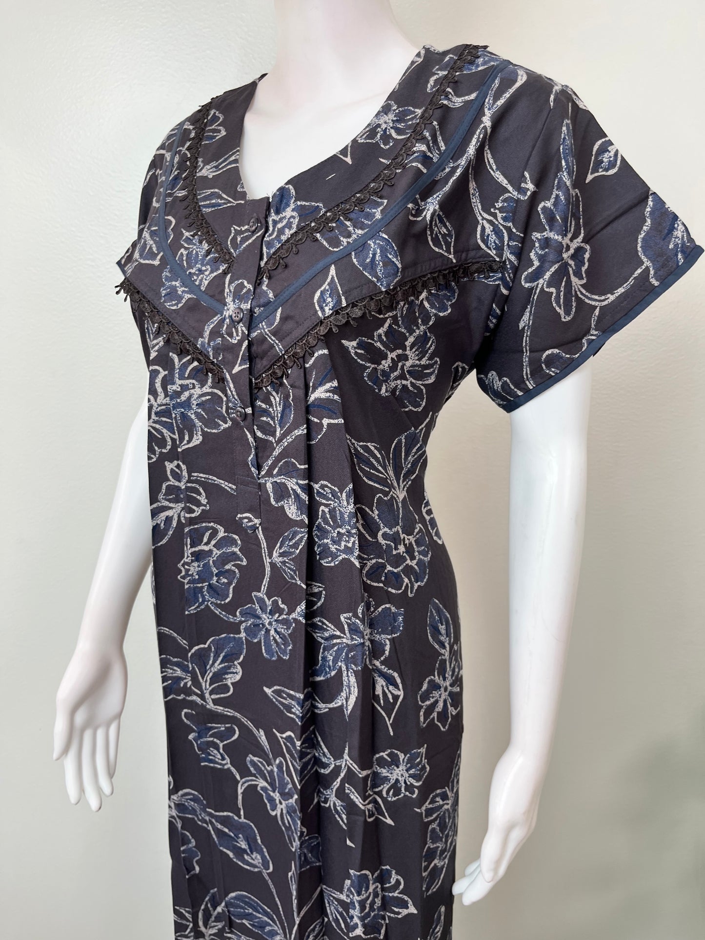 Grey Alpine Nighty Elegant & Long-Lasting