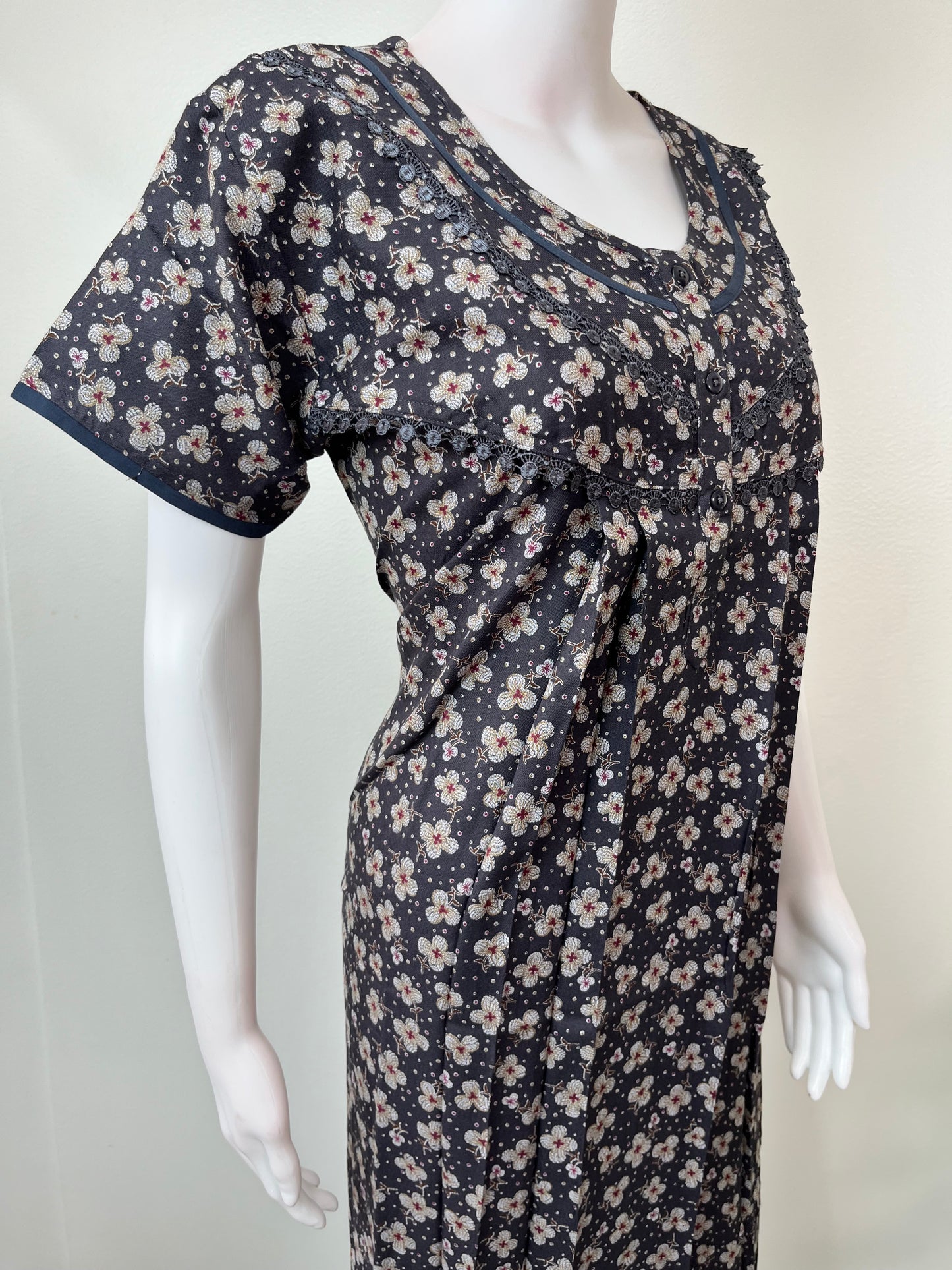 Black Elegant & Breathable Alpine Fabric Nighty