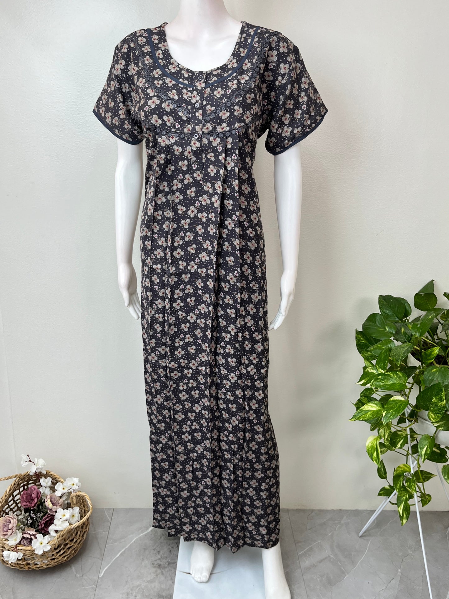 Black Elegant & Breathable Alpine Fabric Nighty