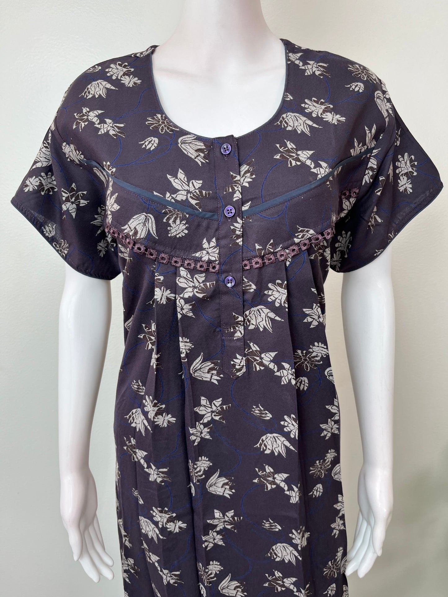 Floral Printed Alpine Fabric Nightgown