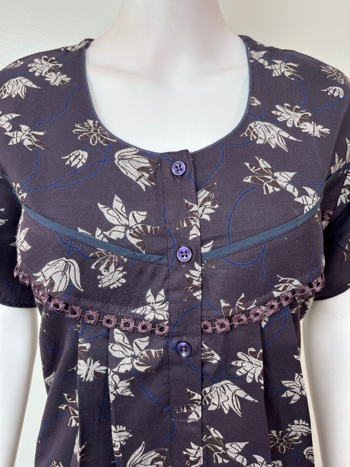 Floral Printed Alpine Fabric Nightgown